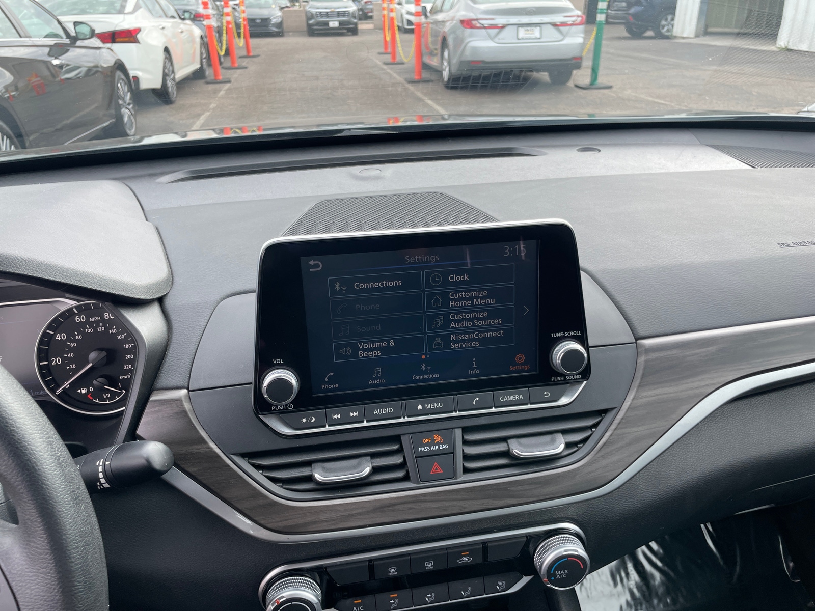 Thumbnail: 2025 Nissan Altima - 4