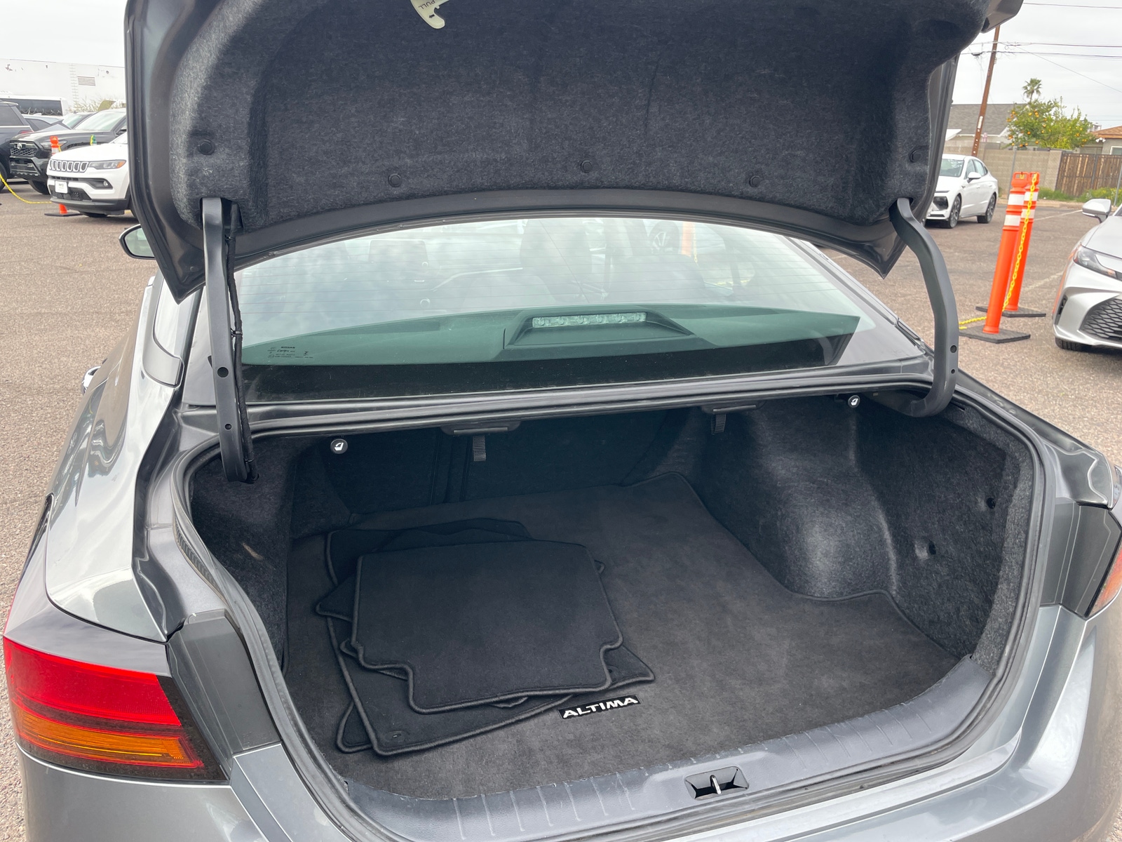 Thumbnail: 2025 Nissan Altima - 6