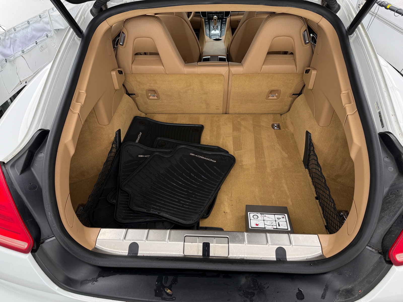 Thumbnail: 2015 Porsche Panamera - 6