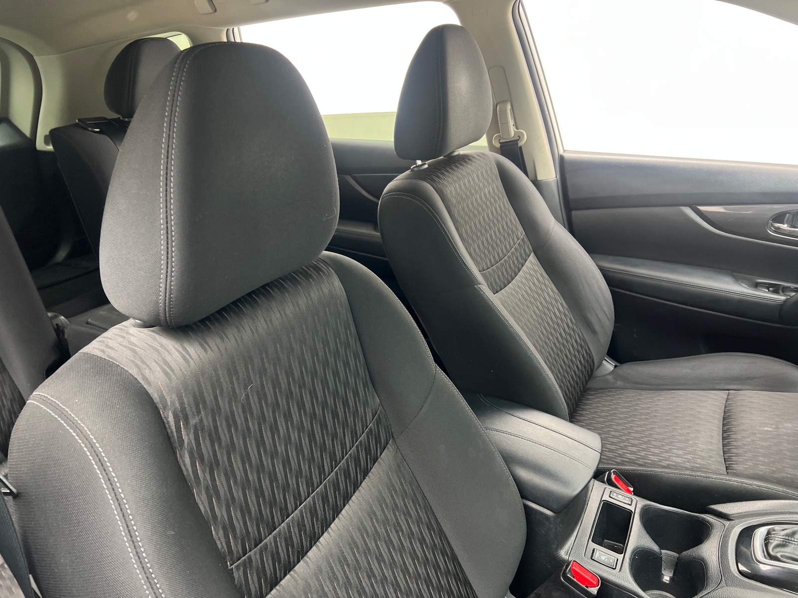 Thumbnail: 2019 Nissan Rogue - 2