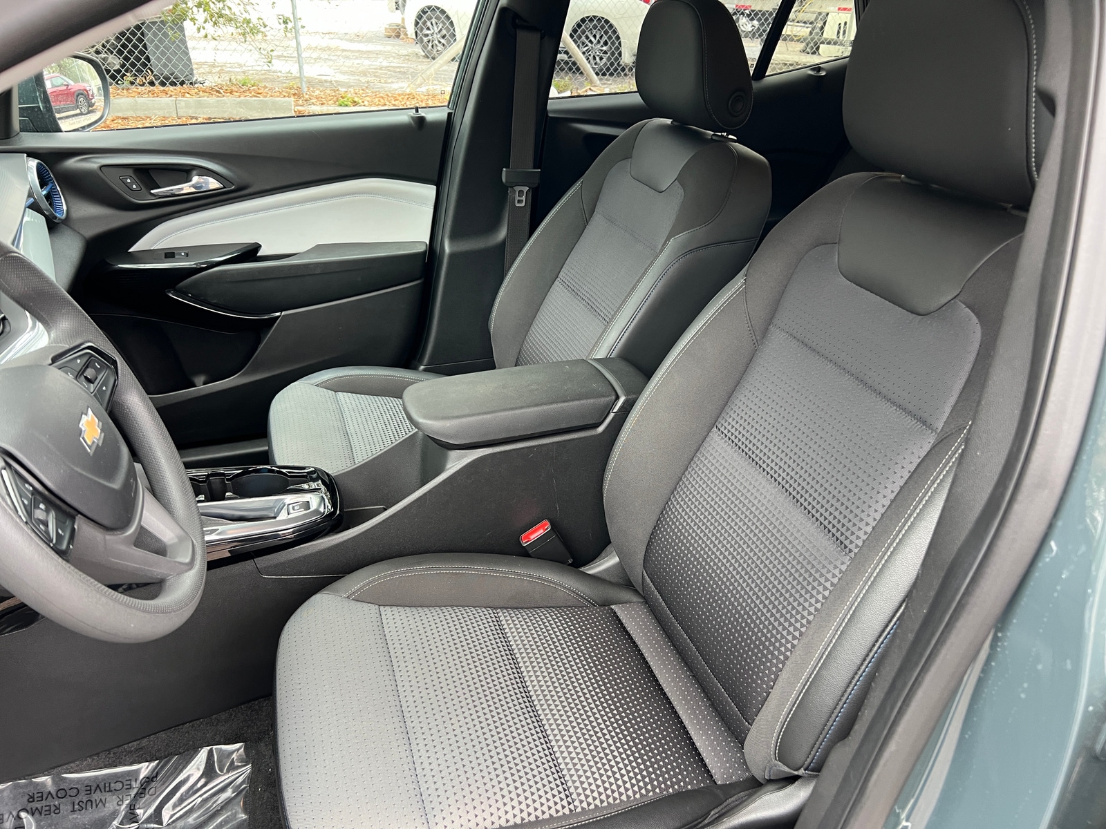 Thumbnail: 2025 Chevrolet Trax - 2