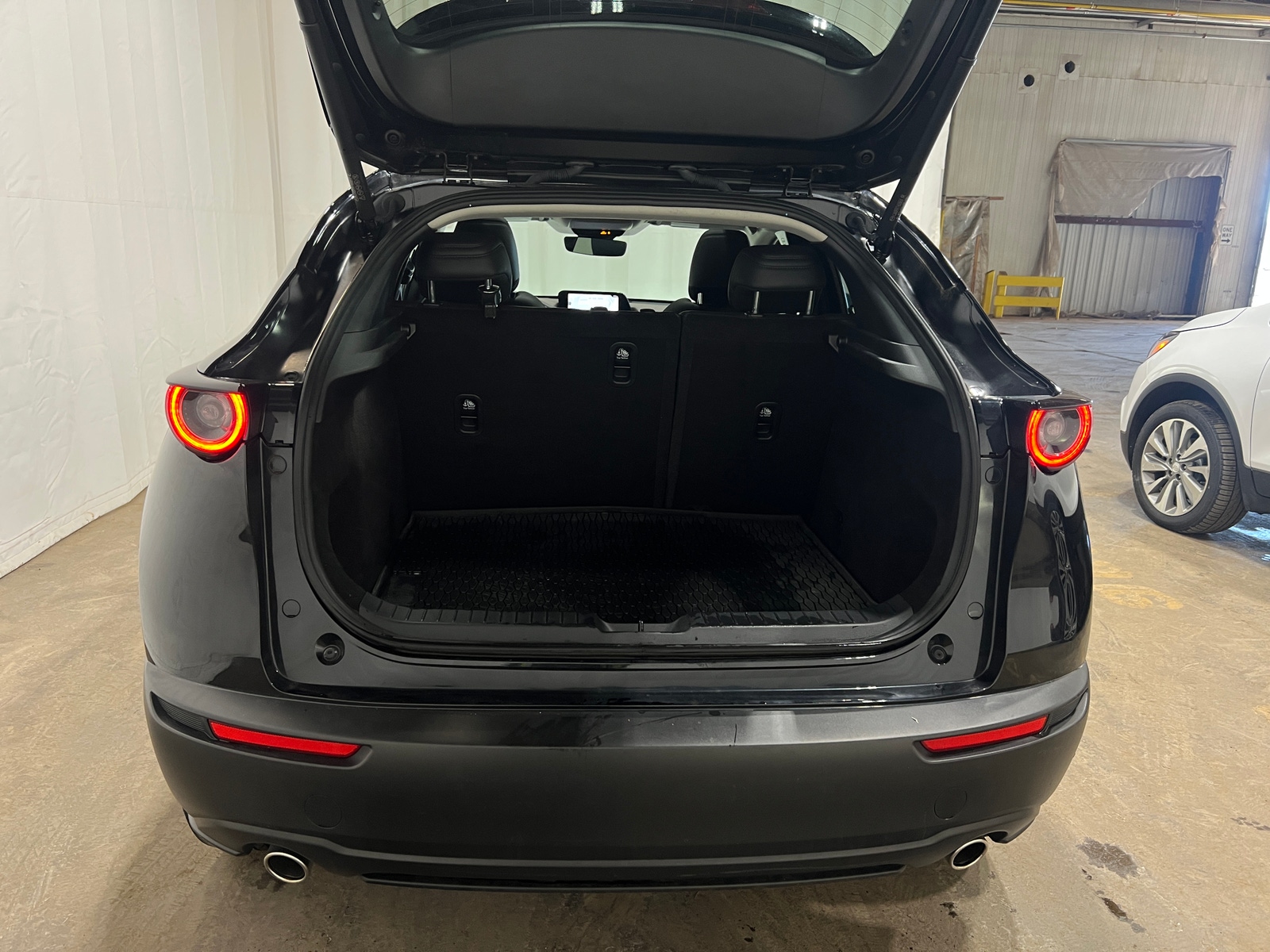 Thumbnail: 2022 Mazda CX-30 - 6