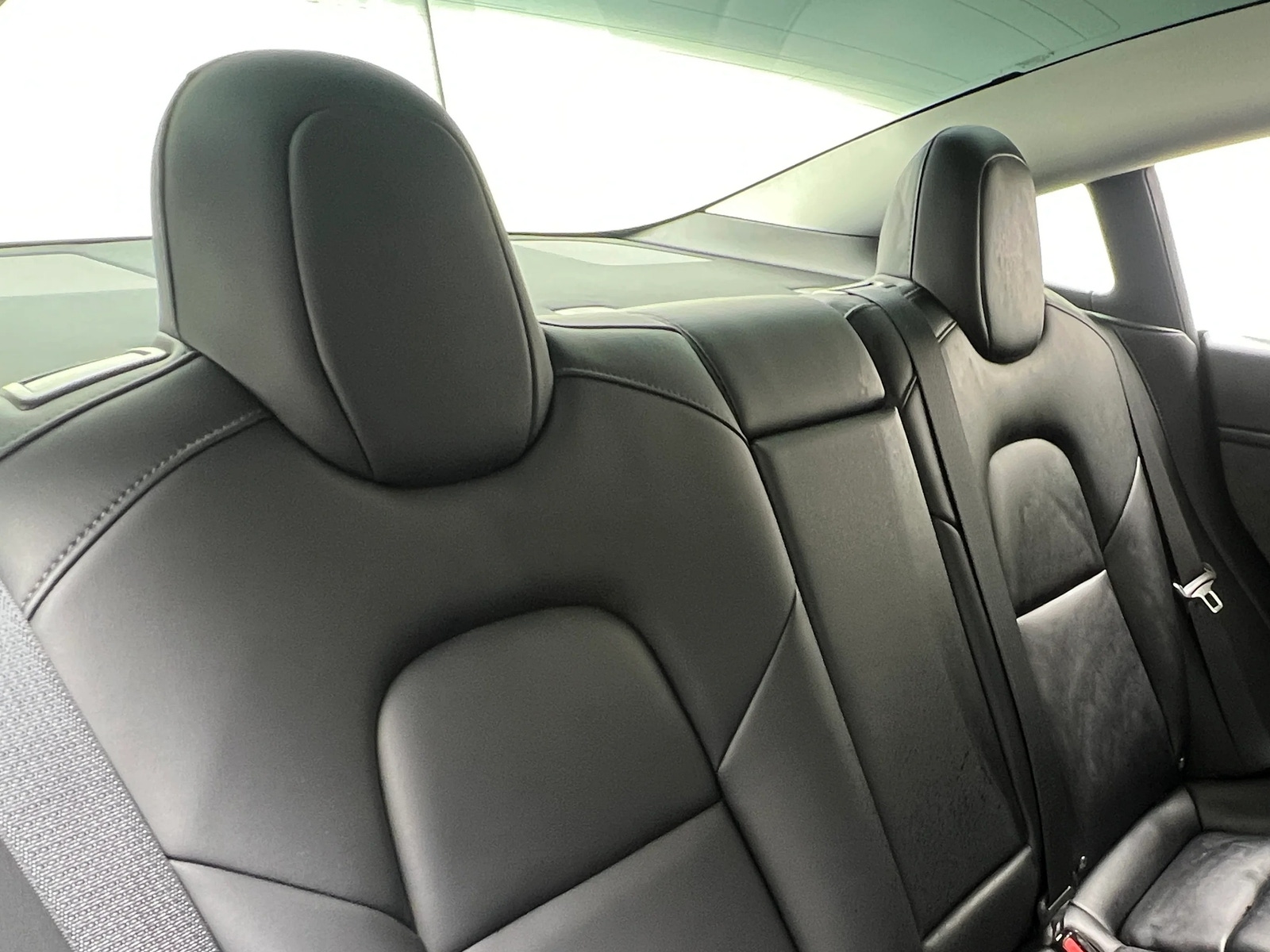 Thumbnail: 2022 Tesla Model 3 - 5