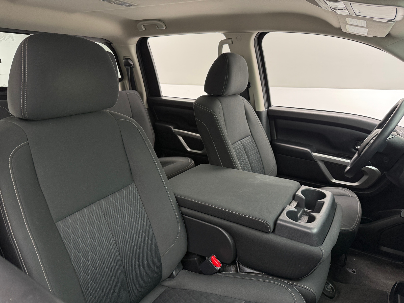 Thumbnail: 2018 Nissan Titan - 2