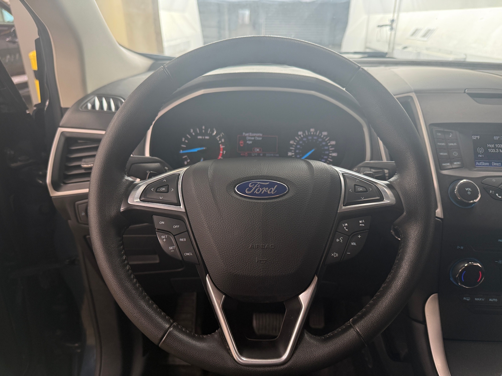 Thumbnail: 2016 Ford Edge - 5