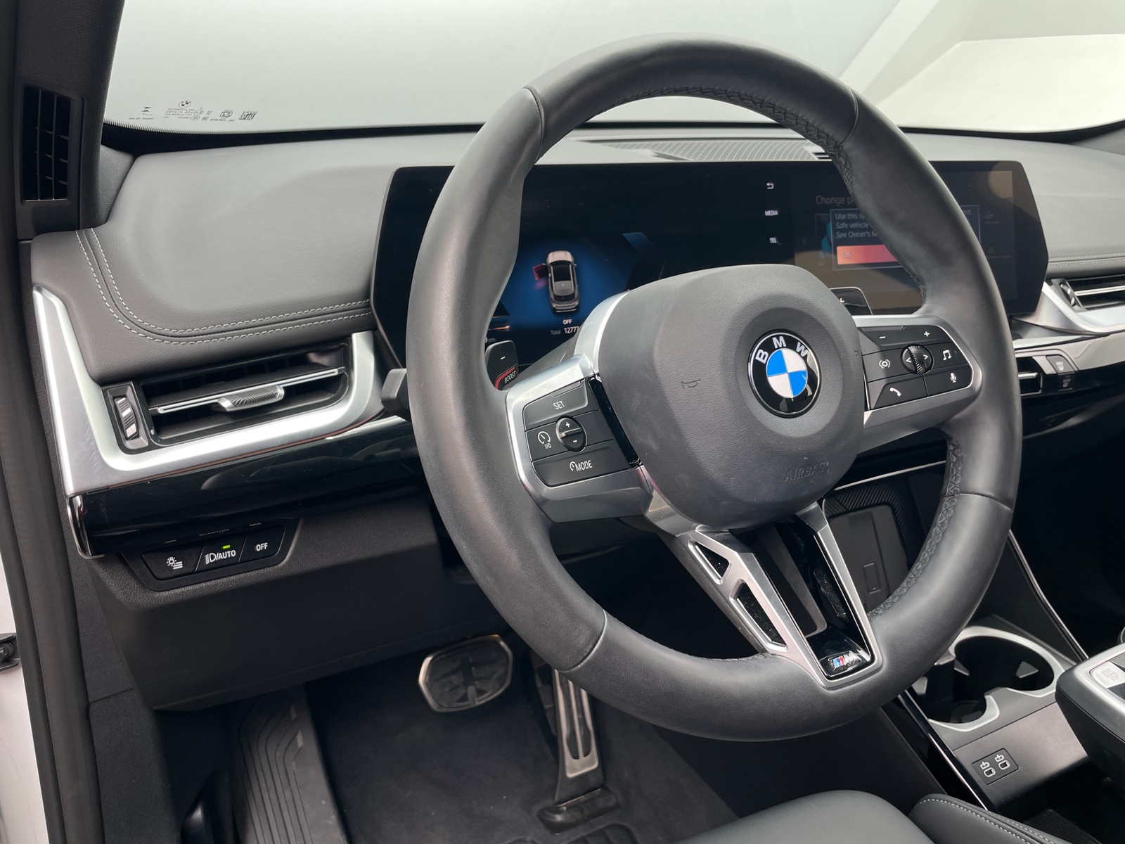 Thumbnail: 2025 BMW X1 - 4