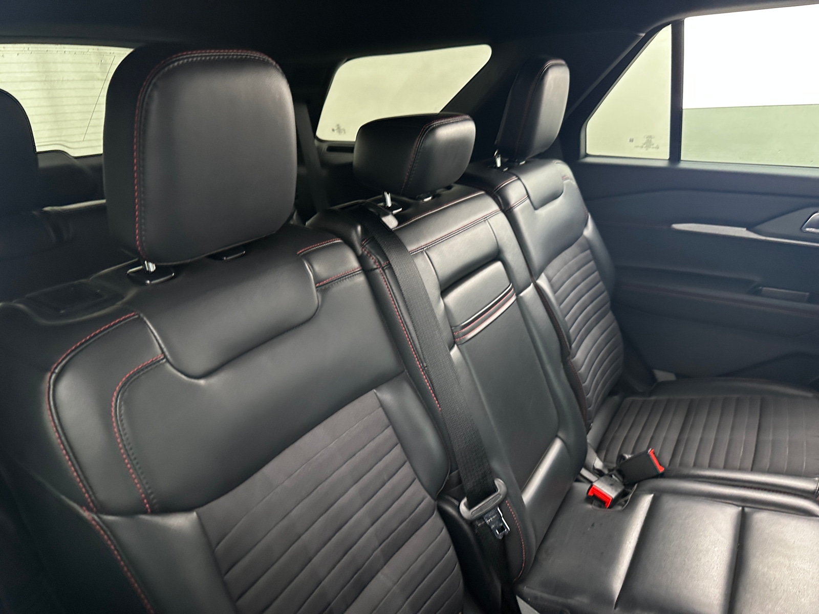 Thumbnail: 2025 Ford Explorer - 5