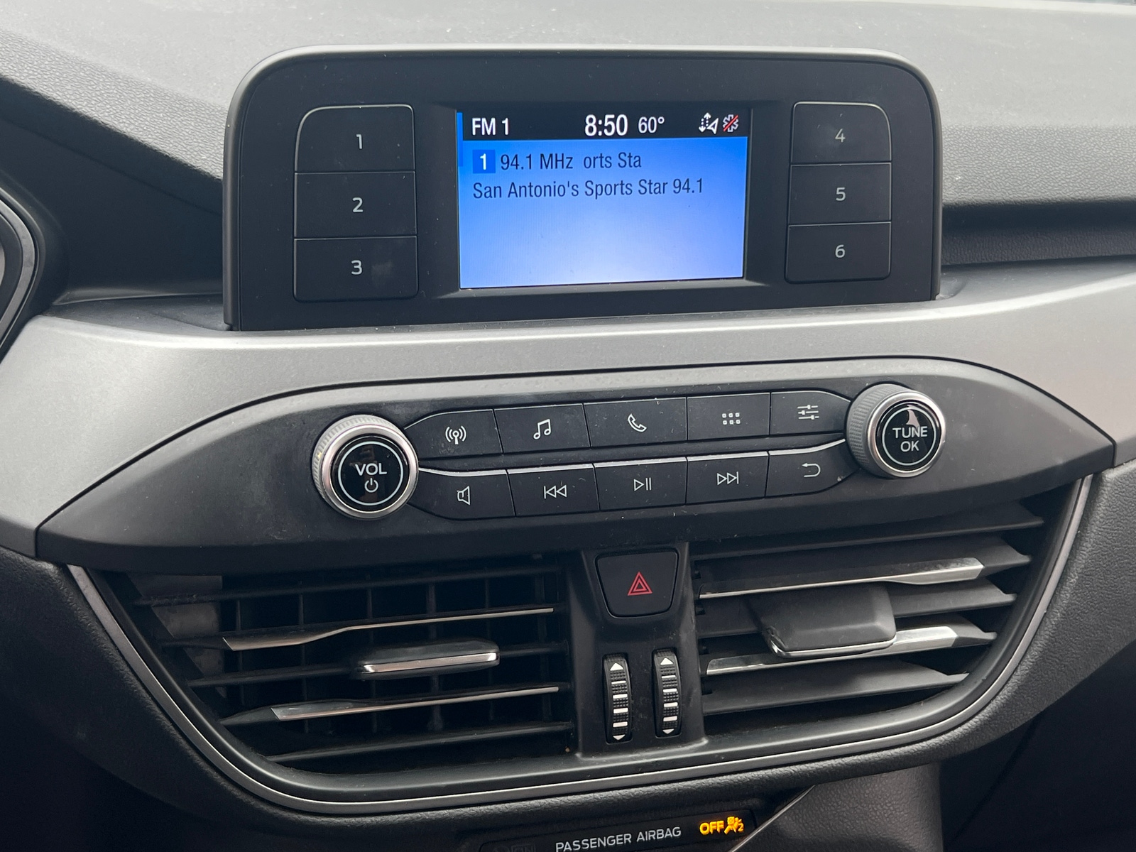 Thumbnail: 2020 Ford Escape - 4