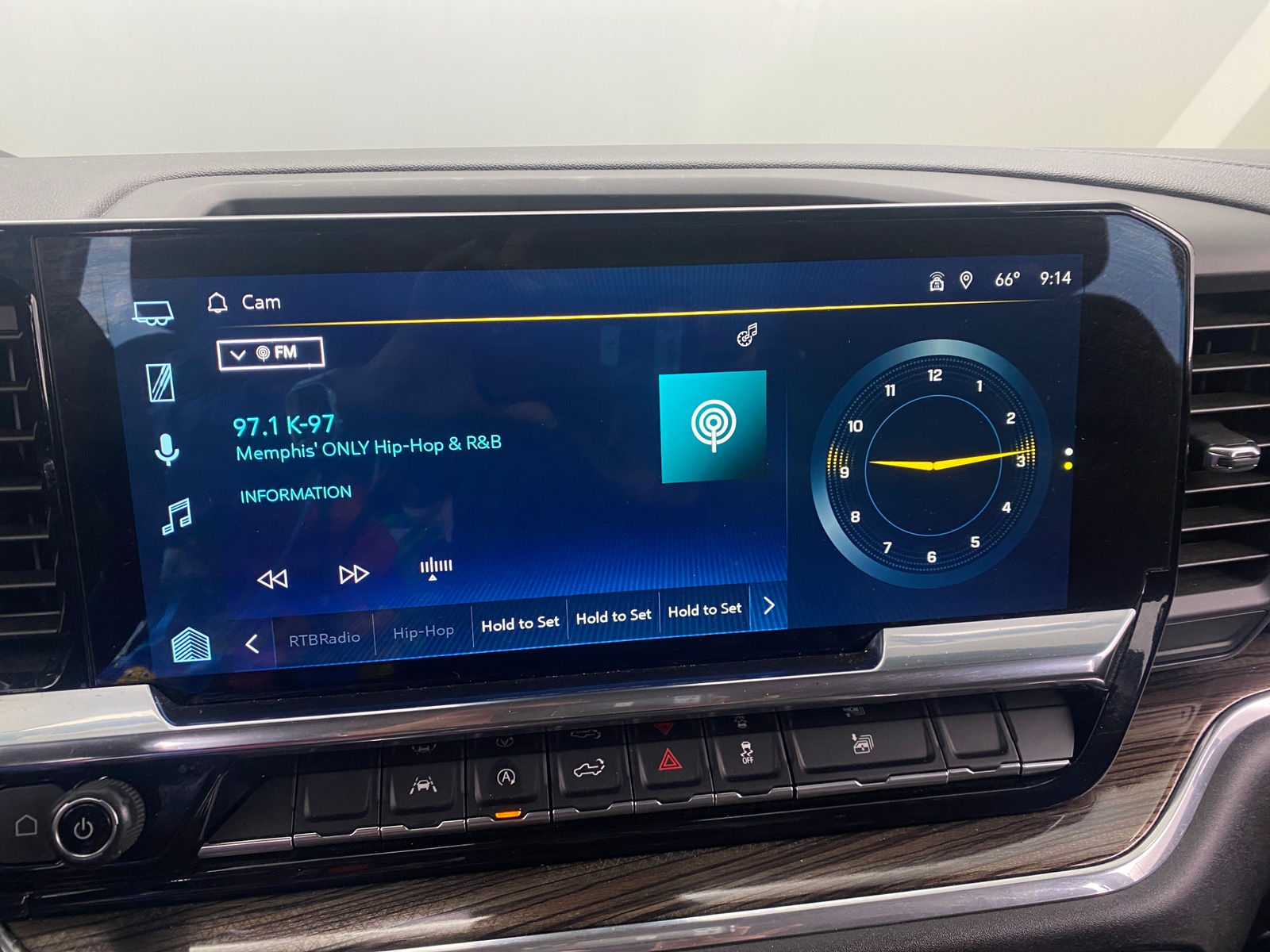 Thumbnail: 2024 Chevrolet Silverado 1500 - 4