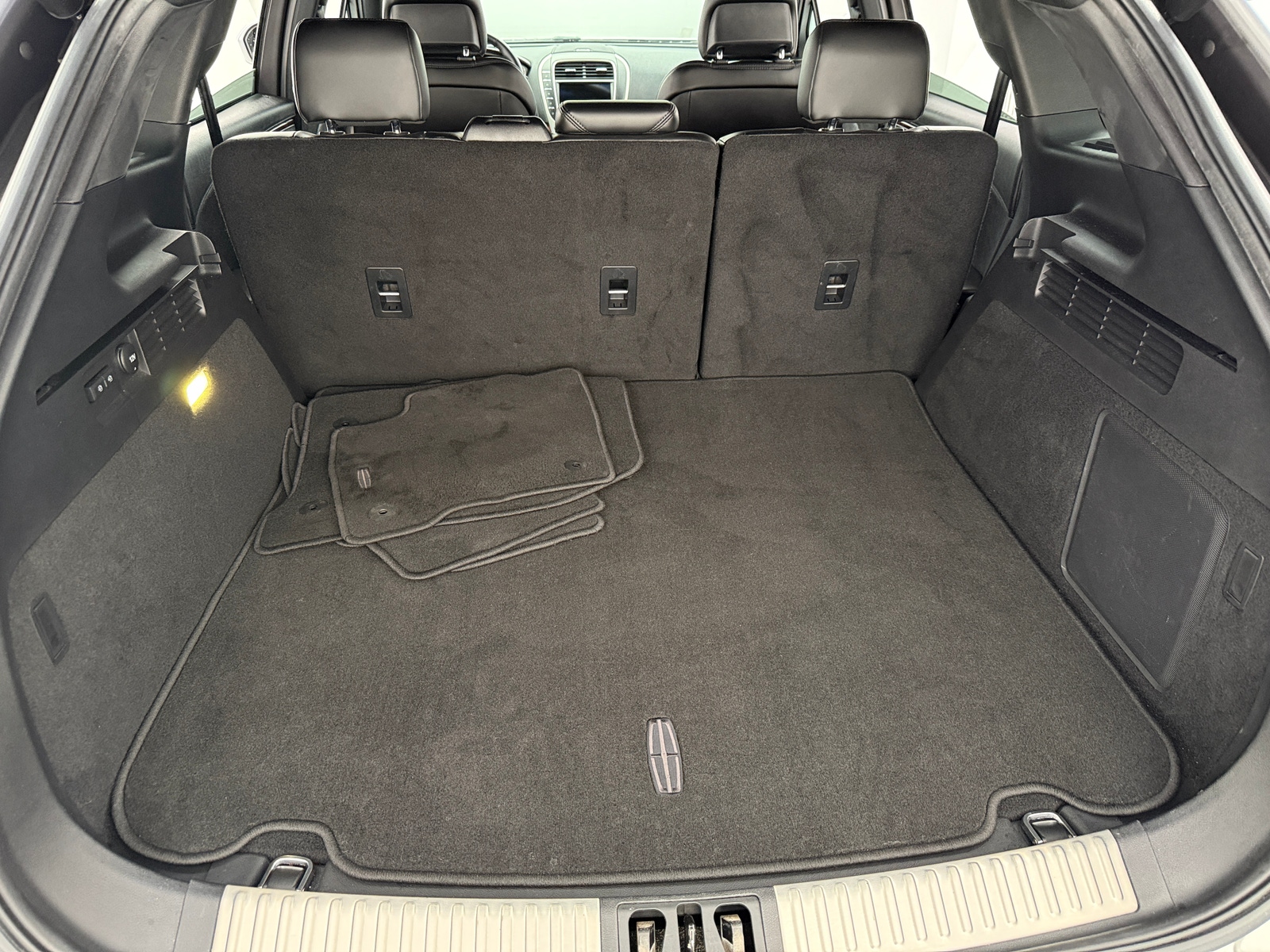 Thumbnail: 2016 Lincoln MKX - 6