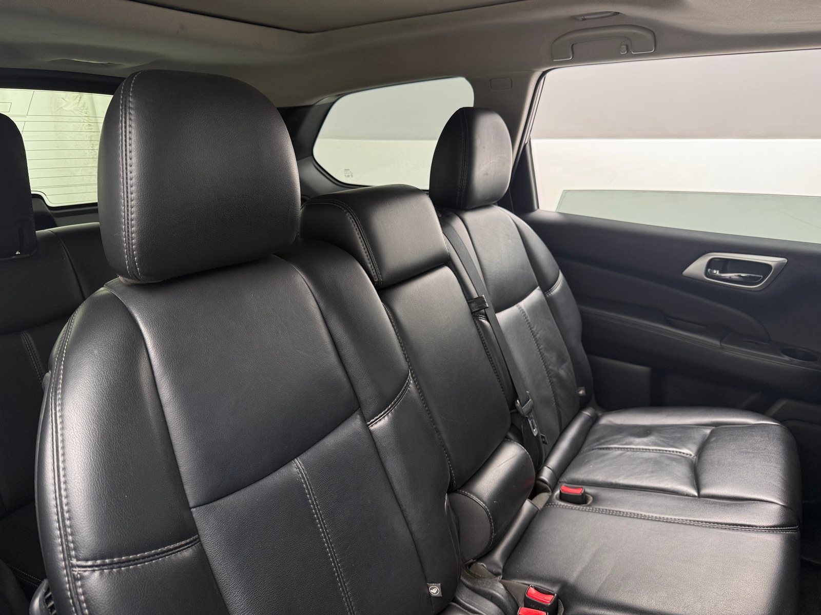 Thumbnail: 2017 Nissan Pathfinder - 5