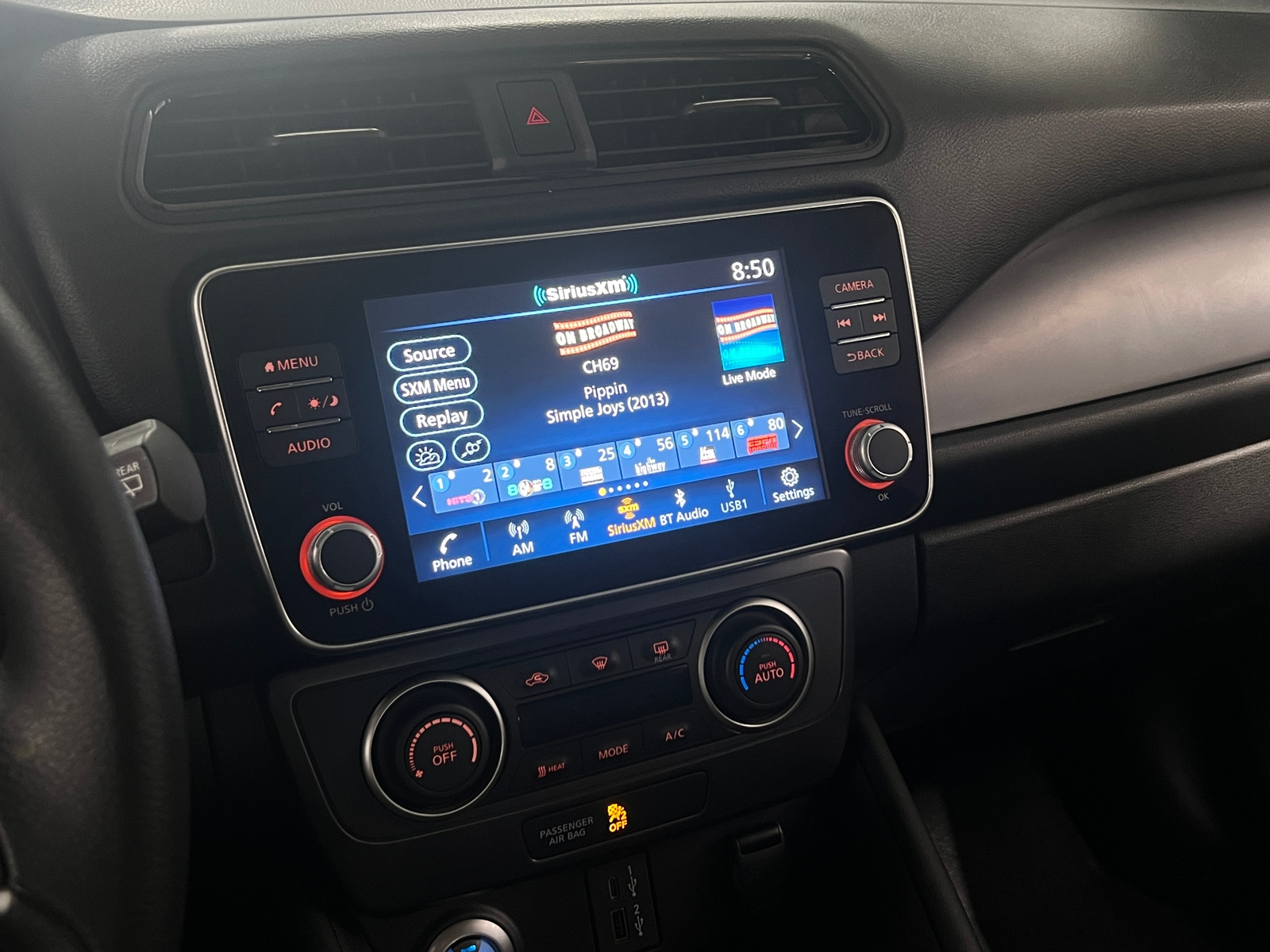 Thumbnail: 2025 Nissan Leaf - 4