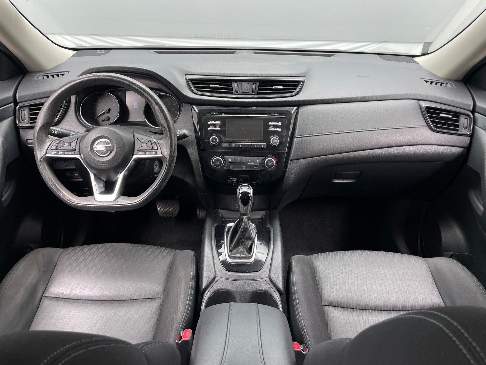 Thumbnail: 2017 Nissan Rogue - 3