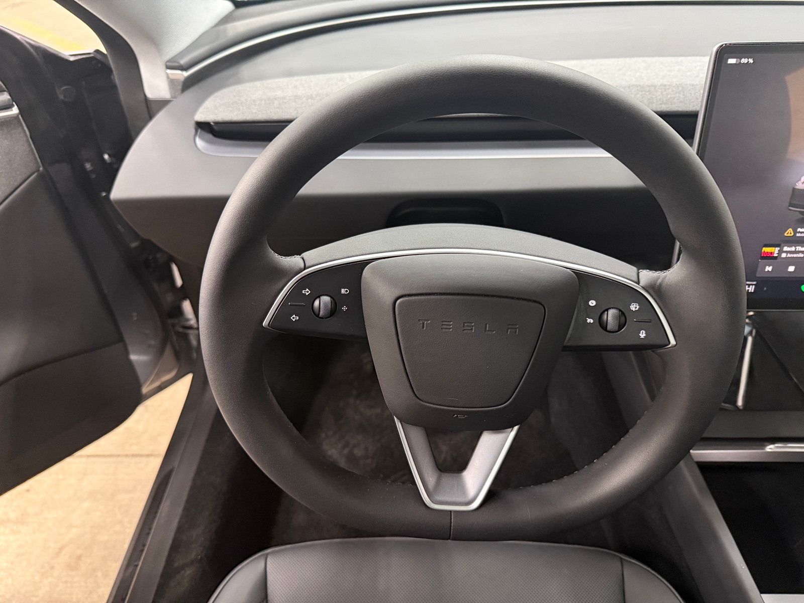 Thumbnail: 2025 Tesla Model 3 - 4