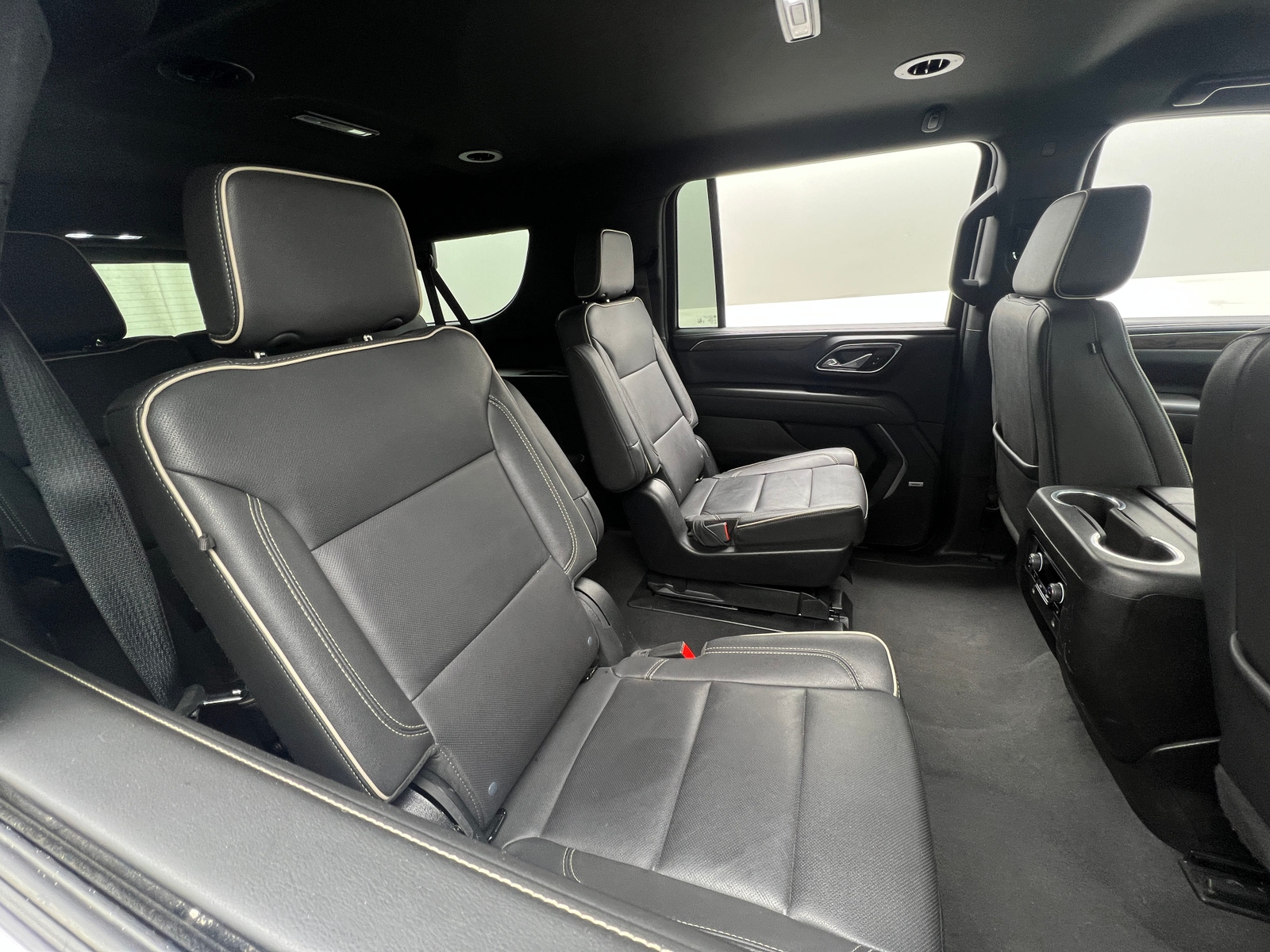 Thumbnail: 2023 Chevrolet Suburban - 5