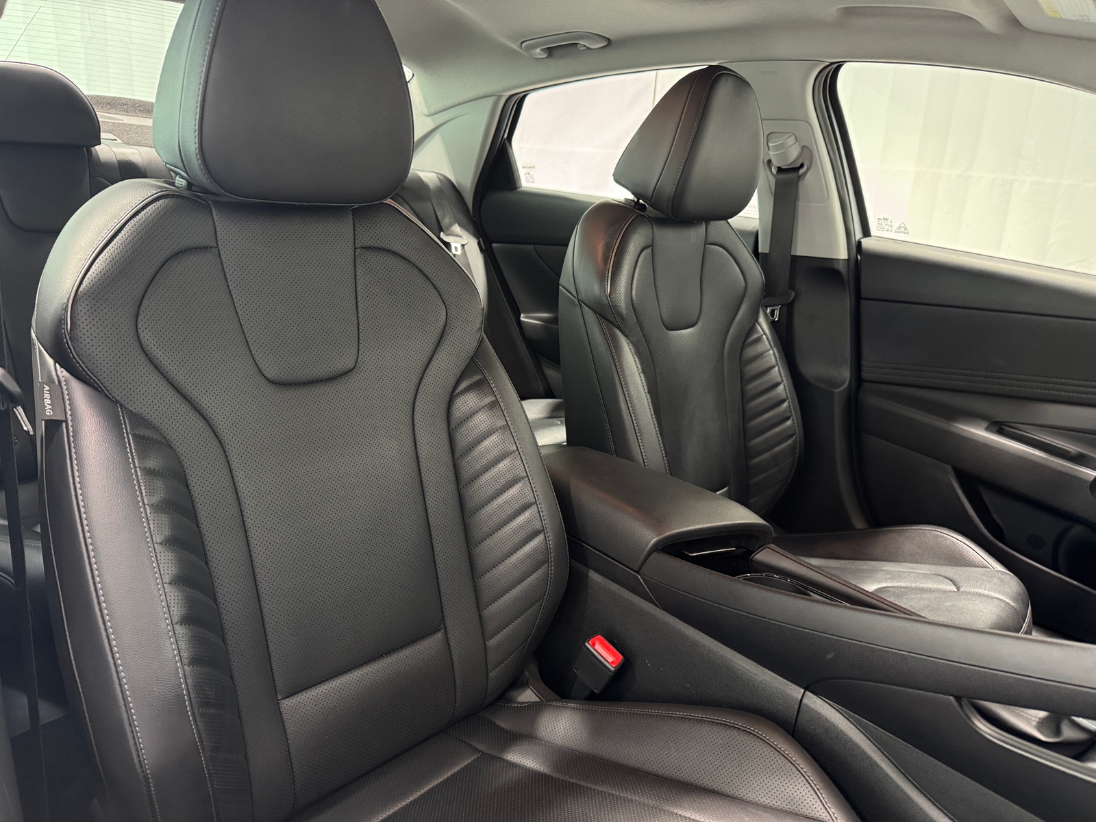 Thumbnail: 2025 Hyundai Elantra - 2