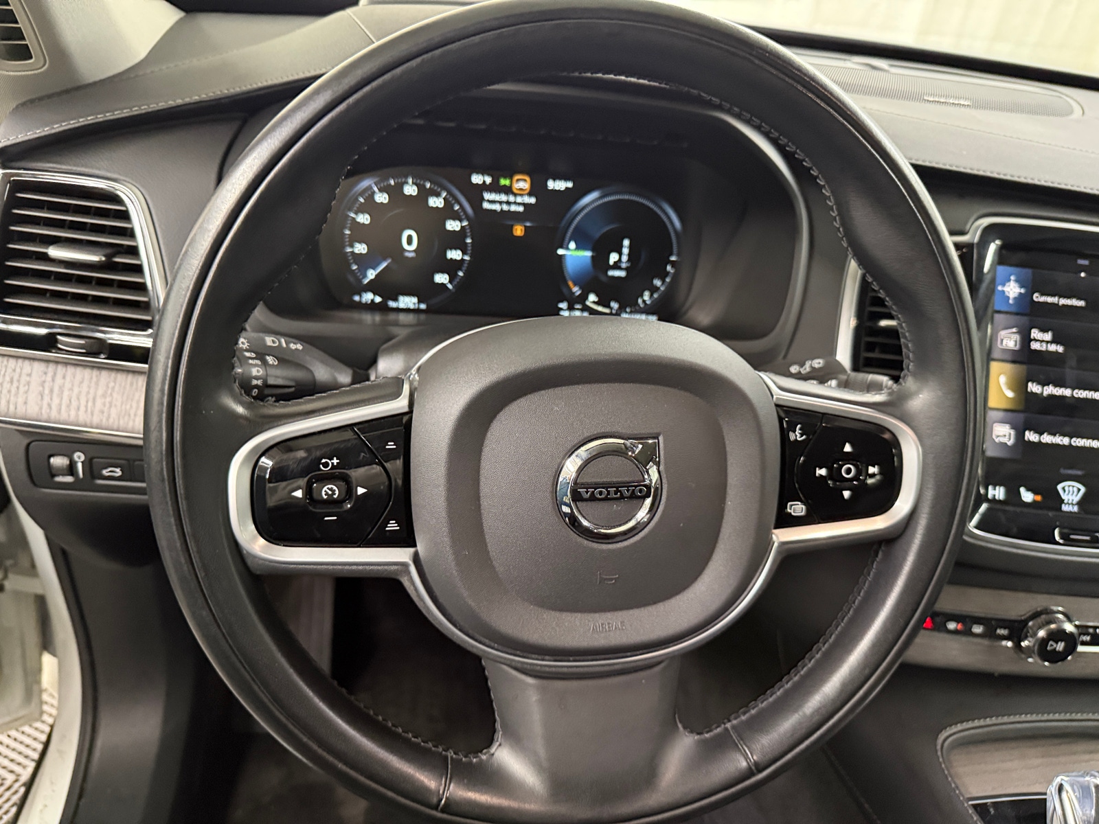 Thumbnail: 2022 Volvo XC90 - 4