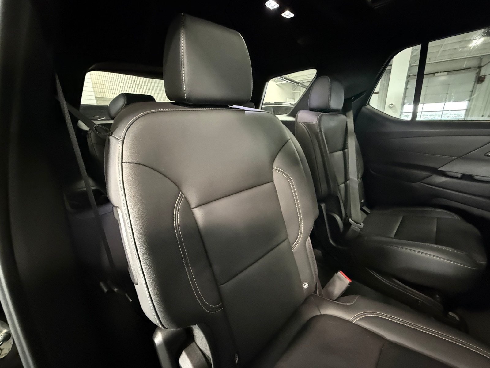 Thumbnail: 2023 Chevrolet Traverse - 5