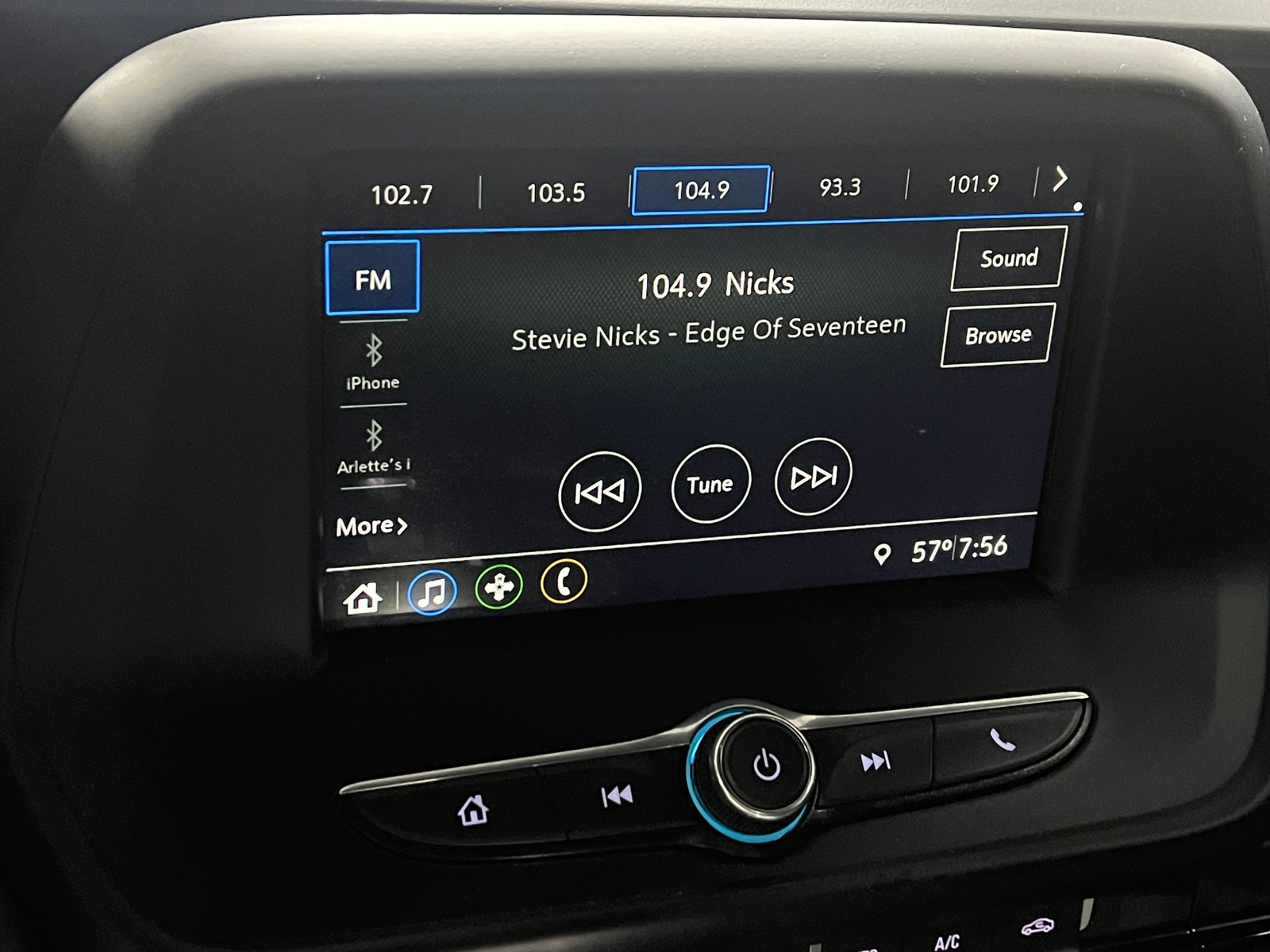 Thumbnail: 2019 Chevrolet Camaro - 3