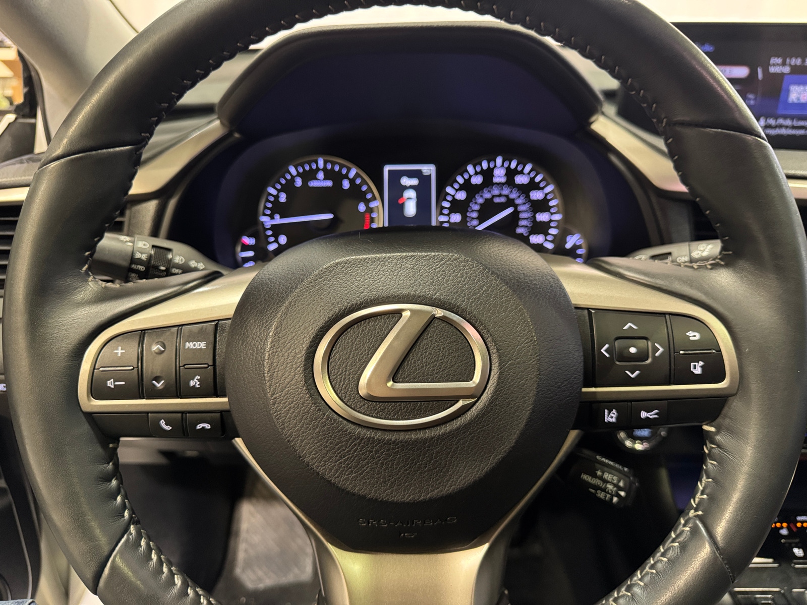 Thumbnail: 2019 Lexus RX - 4