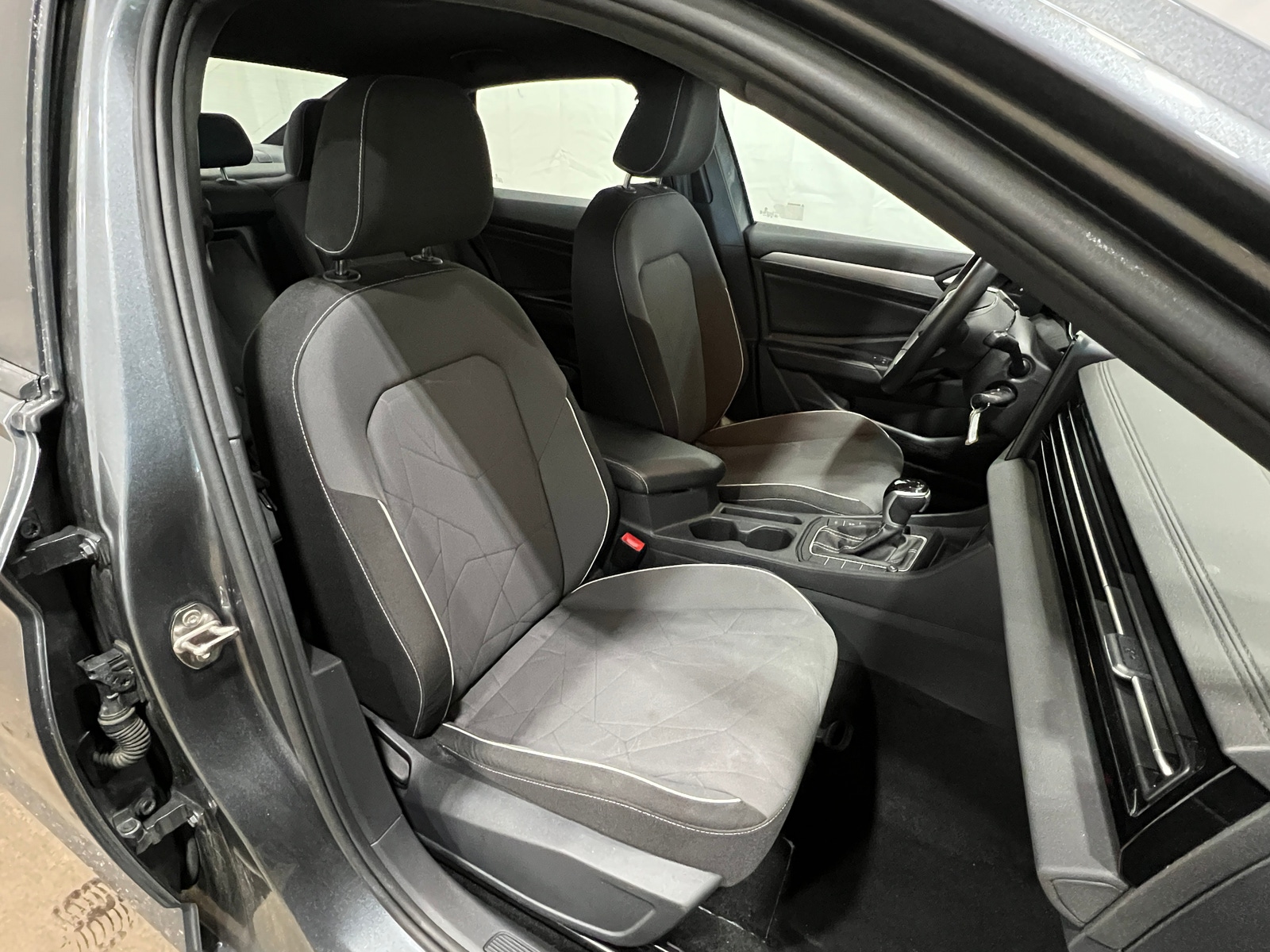 Thumbnail: 2025 Volkswagen Jetta - 2