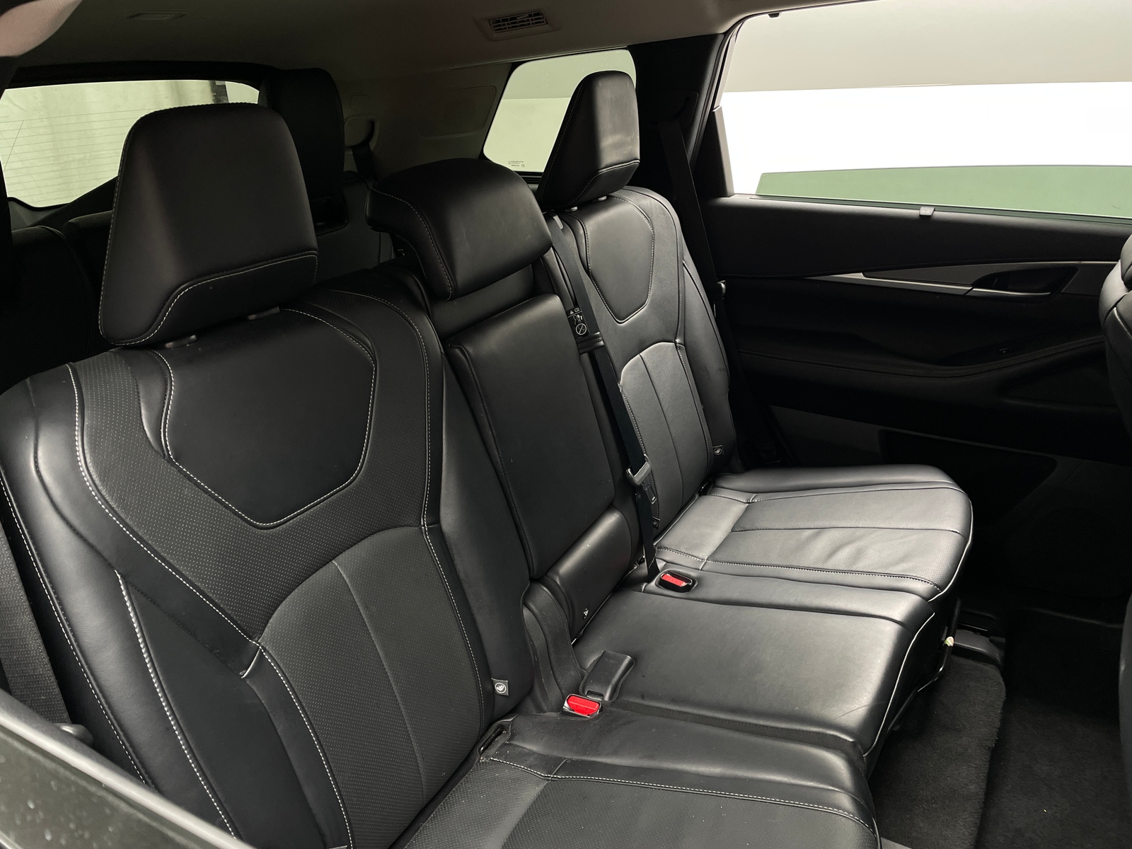 Thumbnail: 2022 INFINITI QX60 - 5