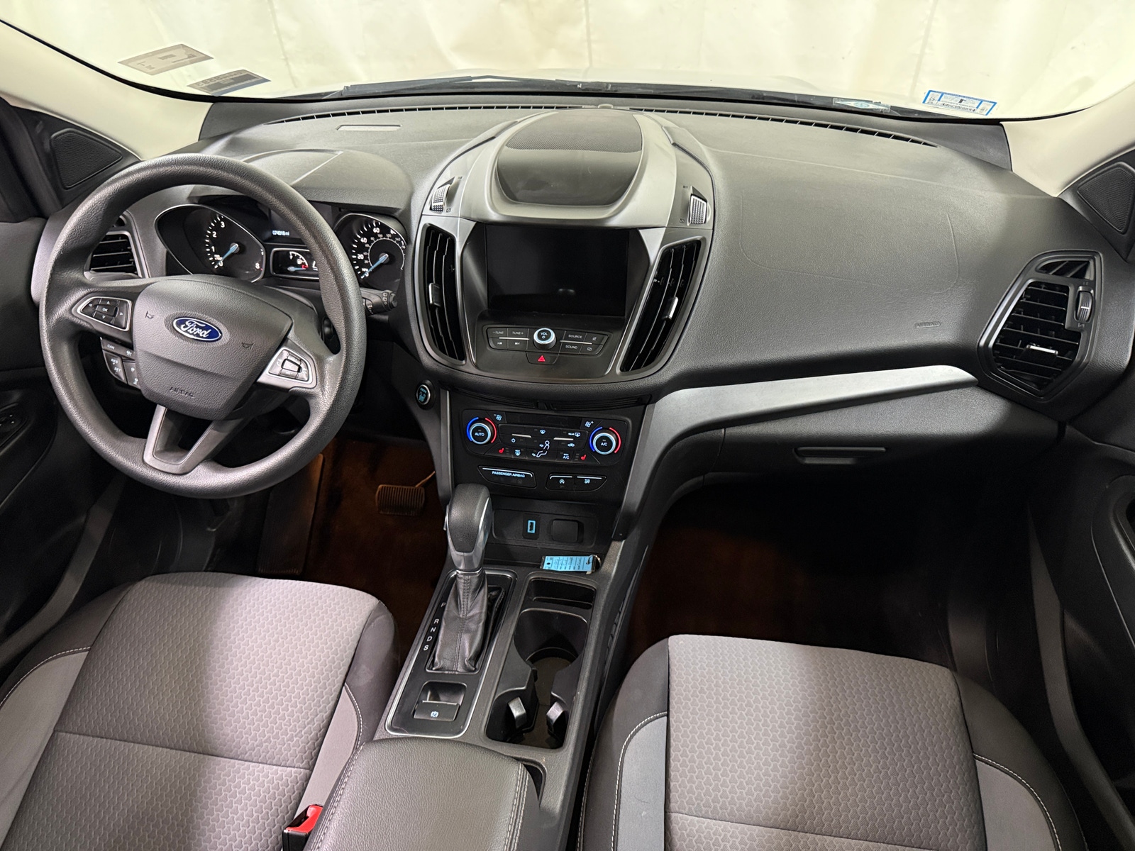 Thumbnail: 2019 Ford Escape - 3