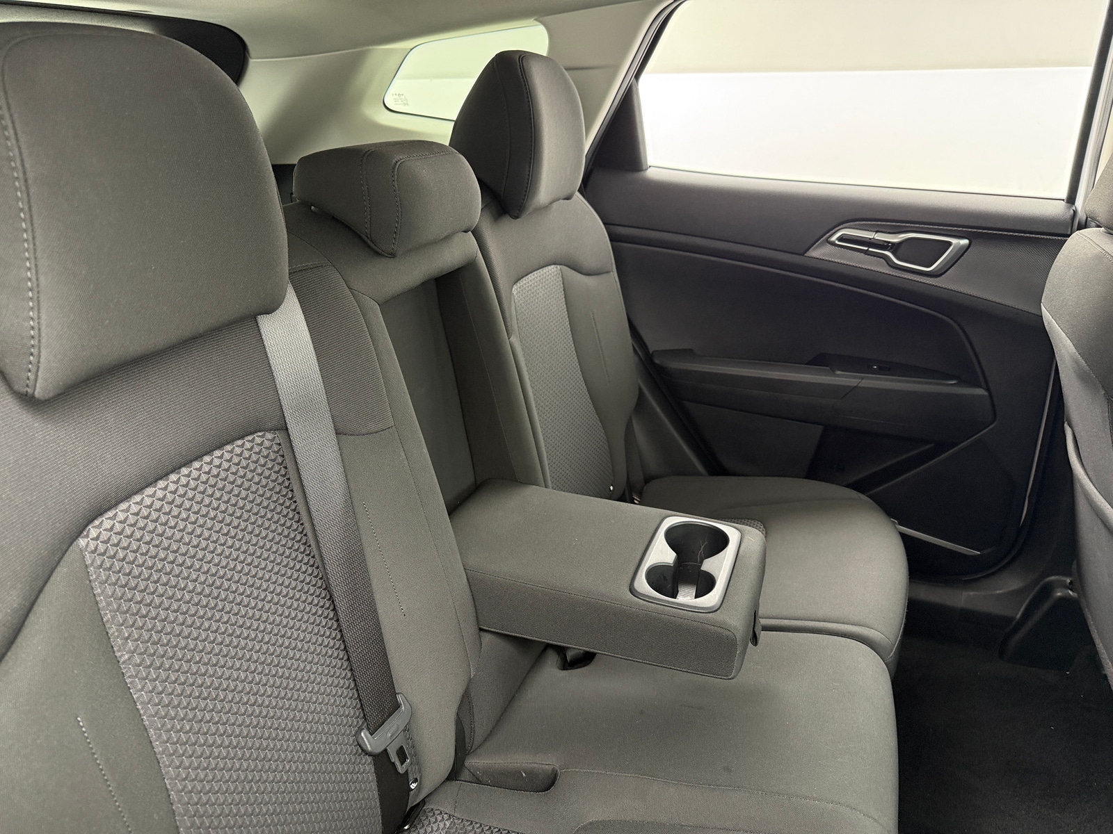 Thumbnail: 2025 Kia Sportage - 6