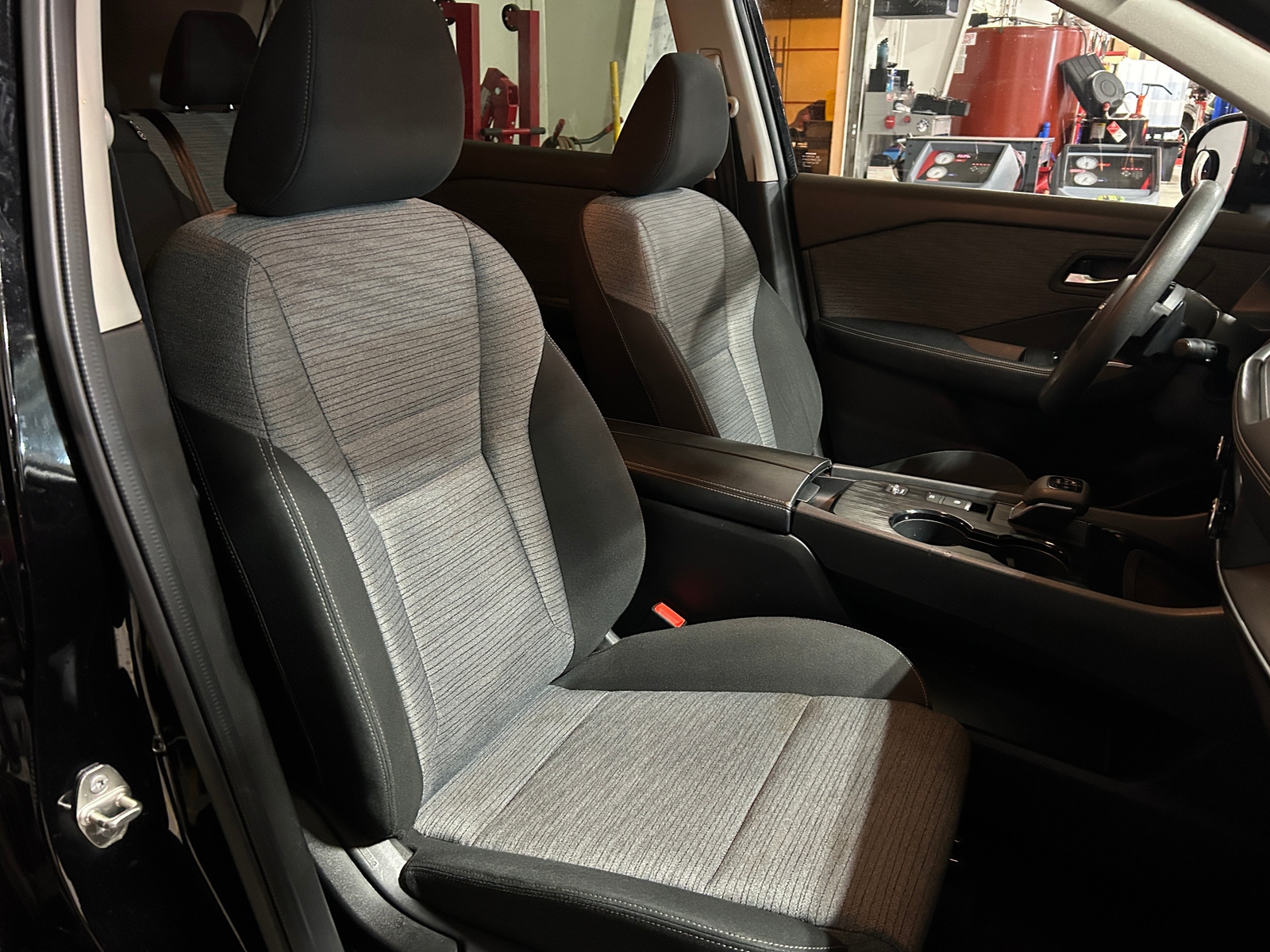 Thumbnail: 2023 Nissan Rogue - 2