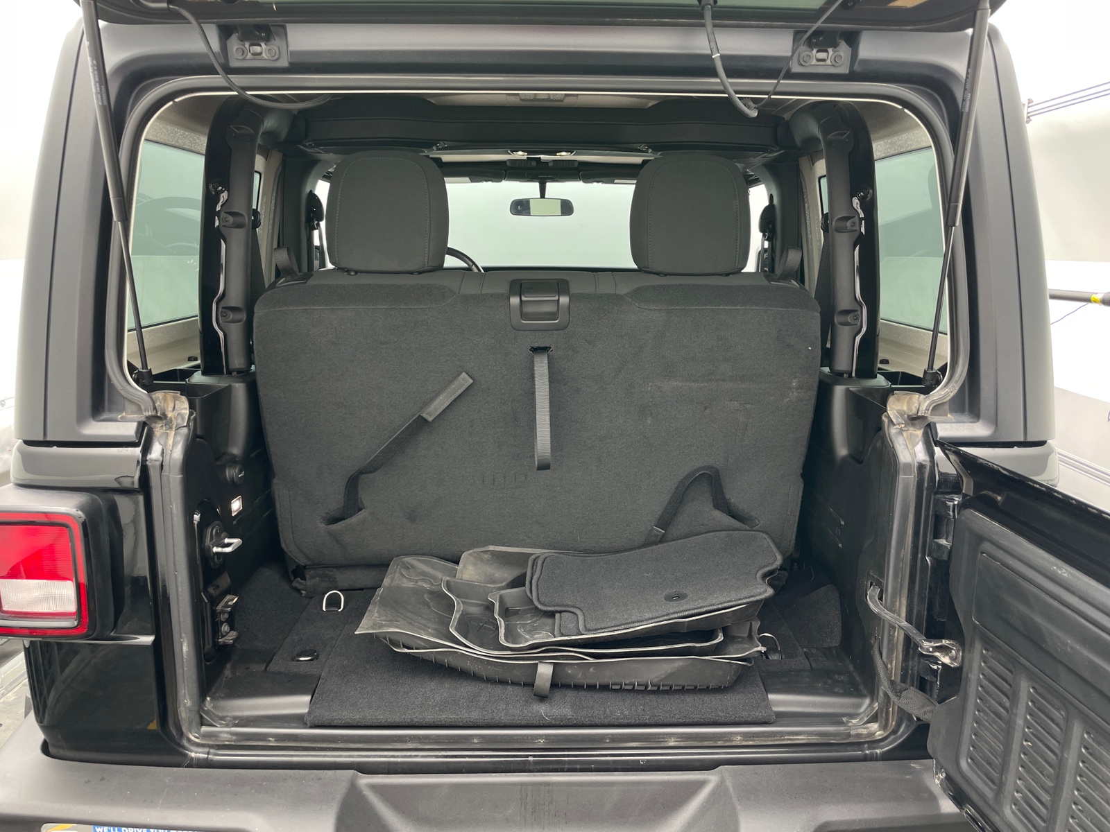 Thumbnail: 2021 Jeep Wrangler - 7