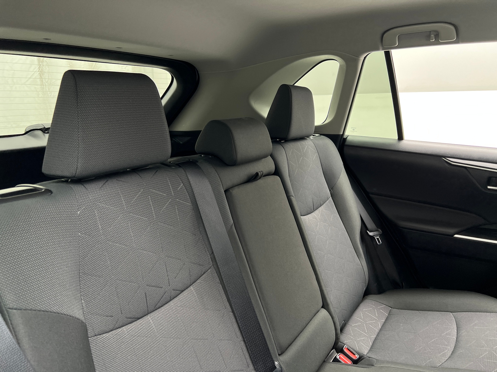 Thumbnail: 2025 Toyota RAV4 - 6