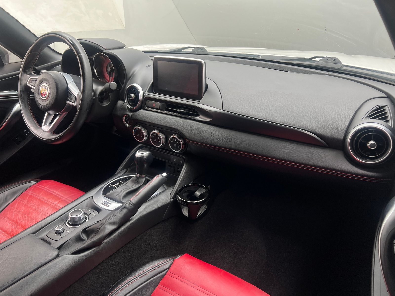 Thumbnail: 2018 Fiat 124 Spider - 2