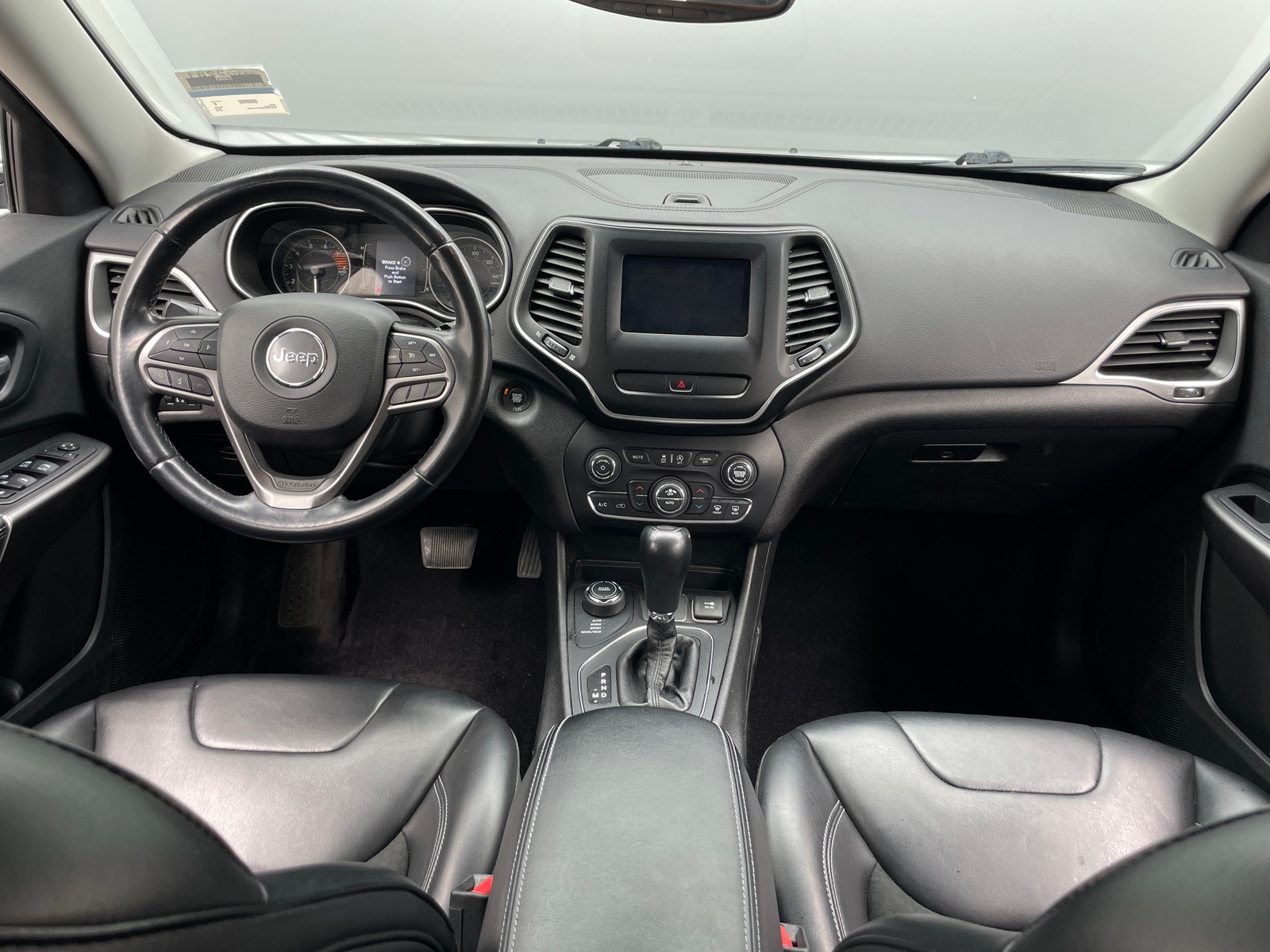 Thumbnail: 2019 Jeep Cherokee - 3