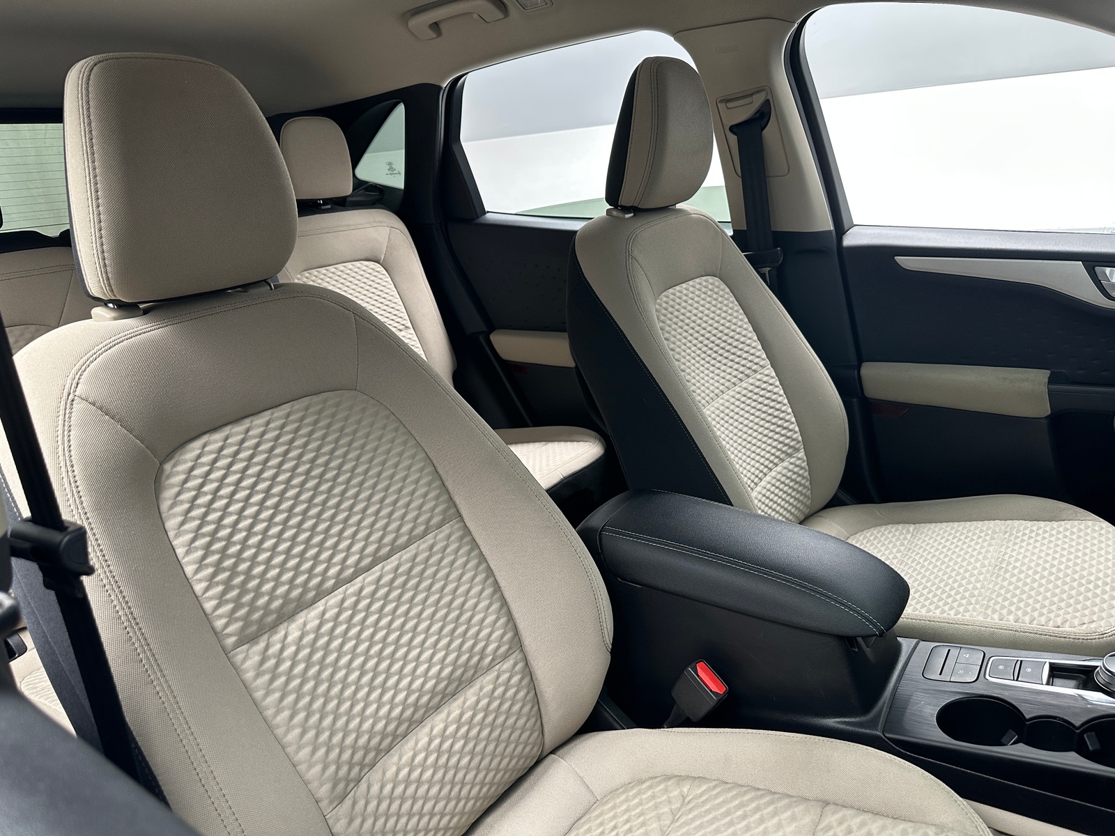 Thumbnail: 2020 Ford Escape - 2