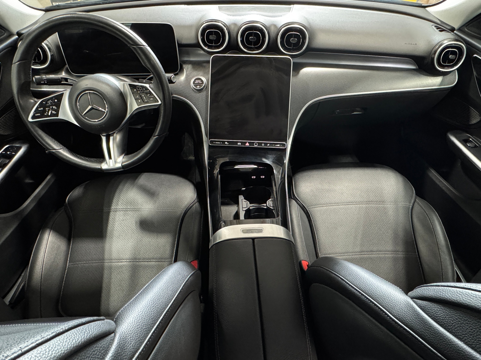 Thumbnail: 2025 Mercedes-Benz C-Class - 2