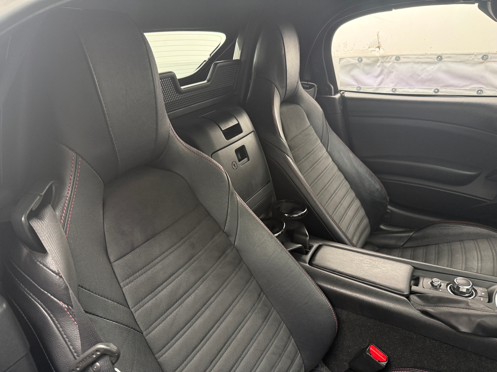 Thumbnail: 2018 Fiat 124 Spider - 2