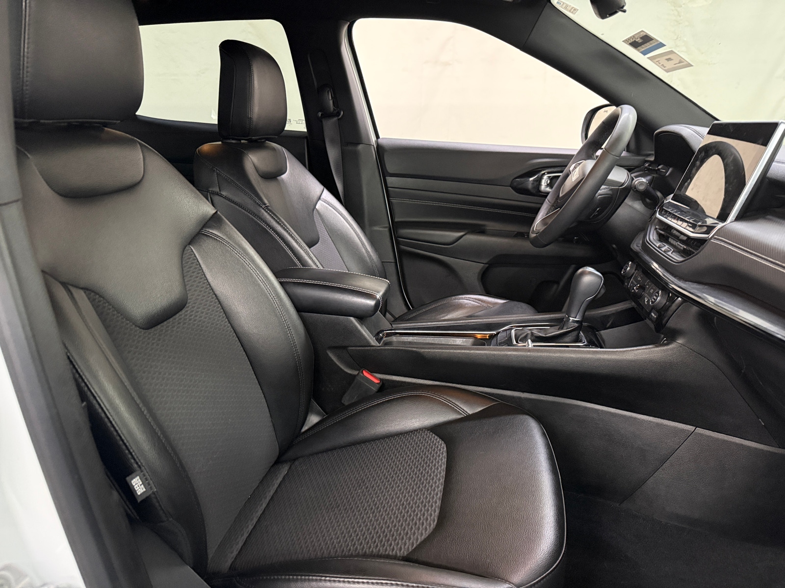 Thumbnail: 2022 Jeep Compass - 2