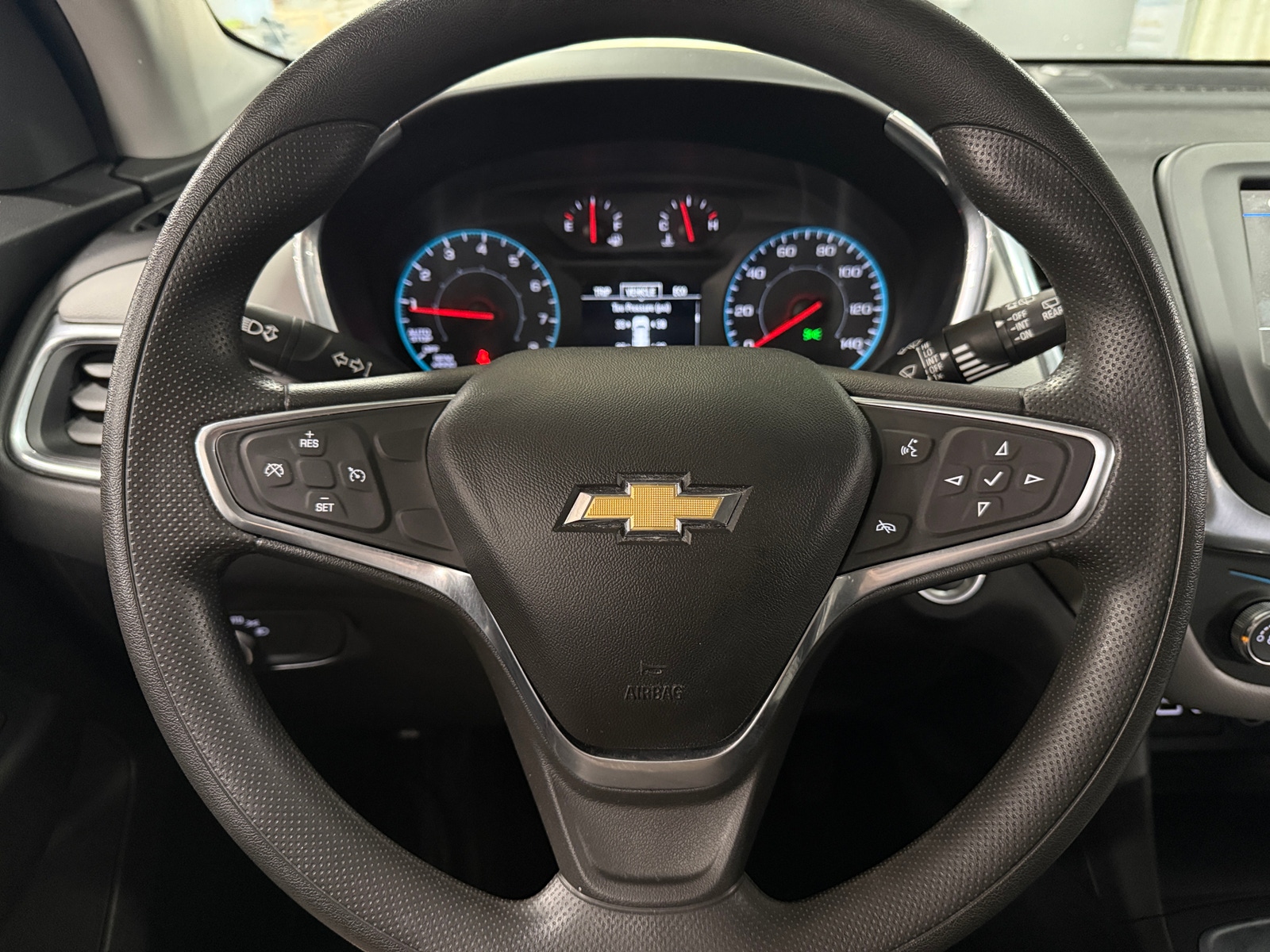 Thumbnail: 2019 Chevrolet Equinox - 5
