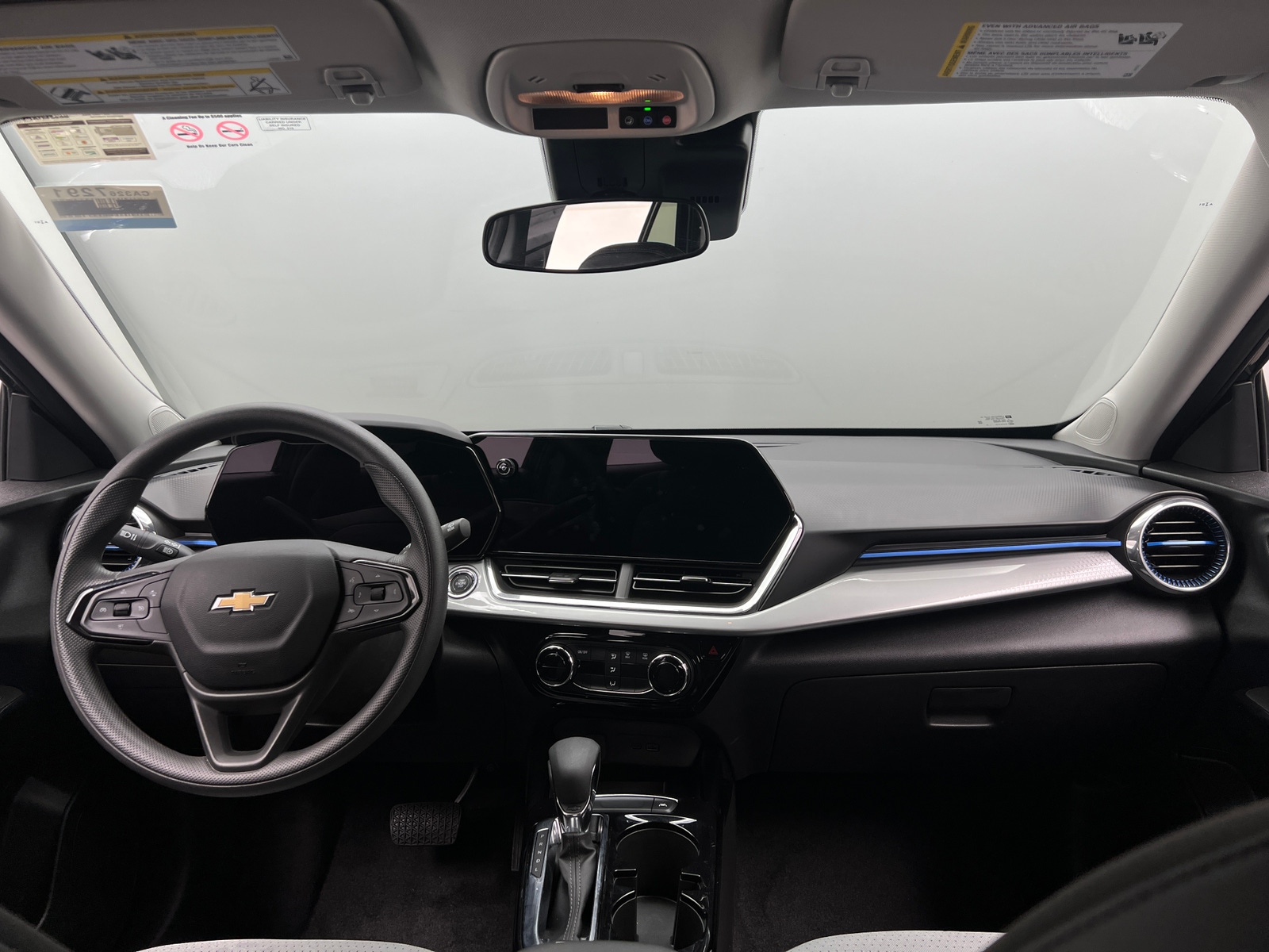 Thumbnail: 2025 Chevrolet Trax - 3
