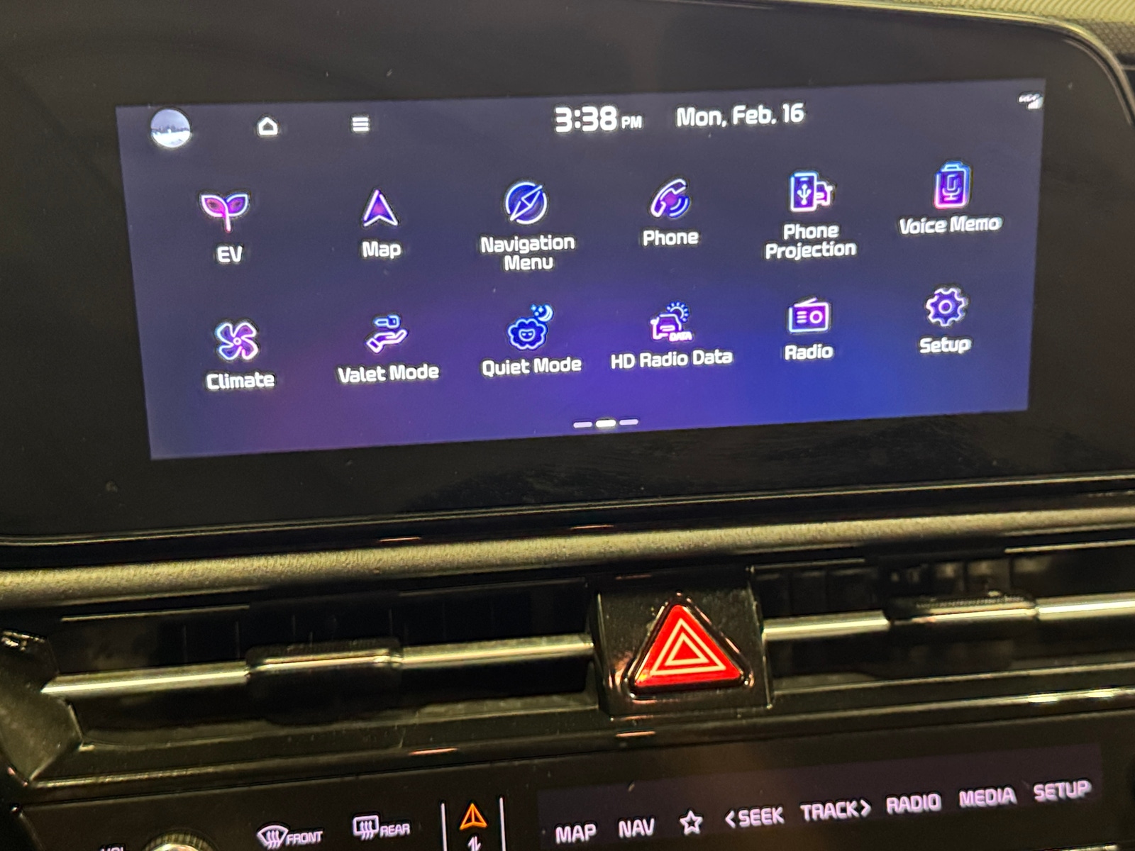 Thumbnail: 2024 Kia Niro - 3