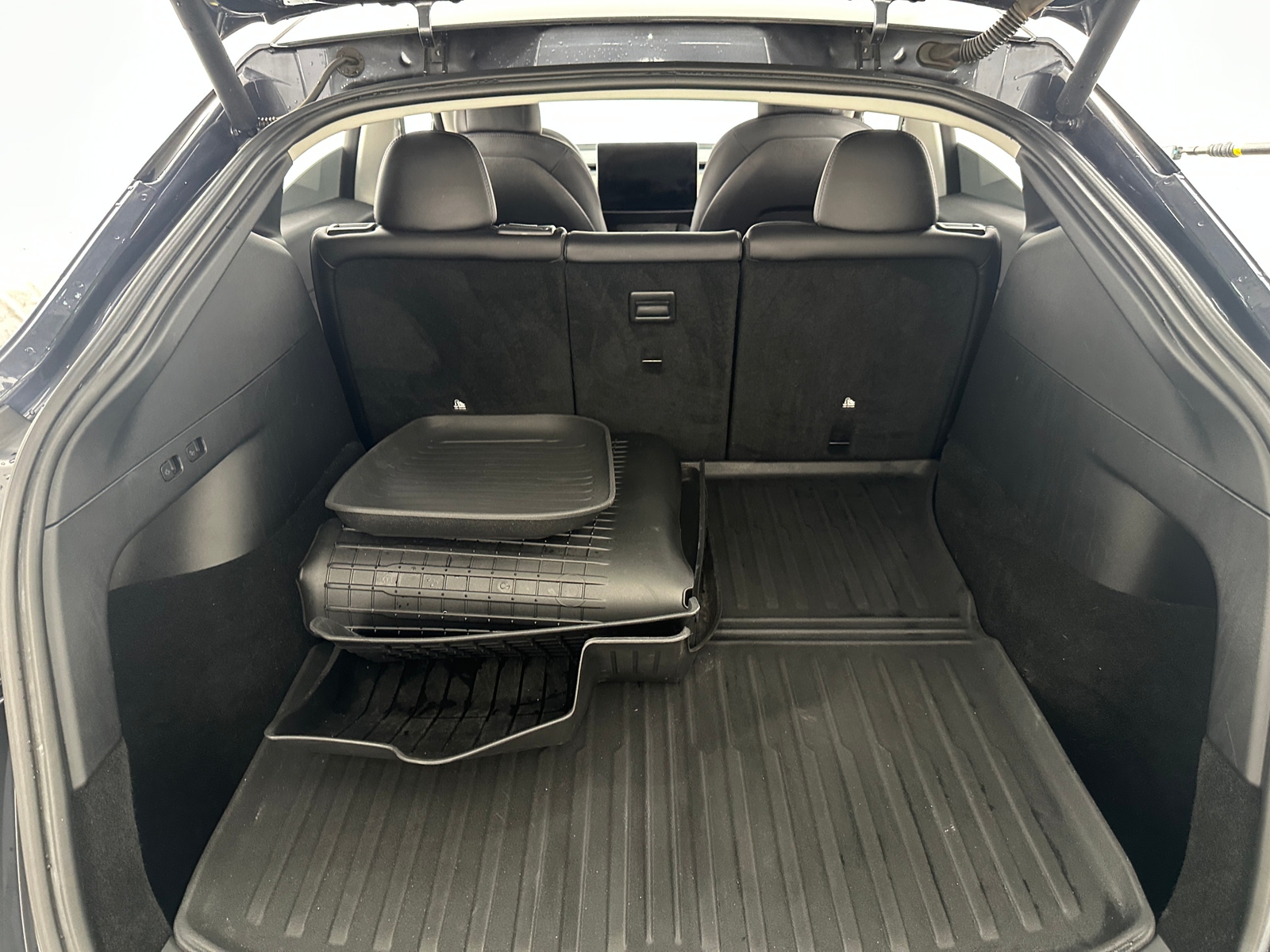 Thumbnail: 2022 Tesla Model Y - 6