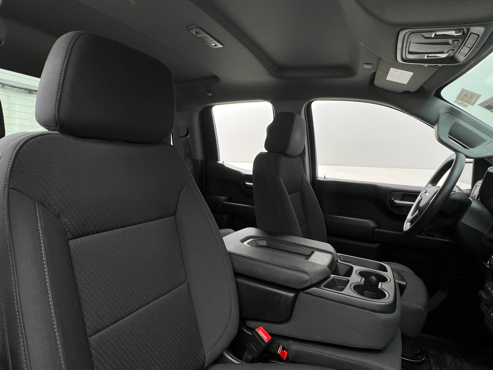 Thumbnail: 2025 Chevrolet Silverado 1500 - 2