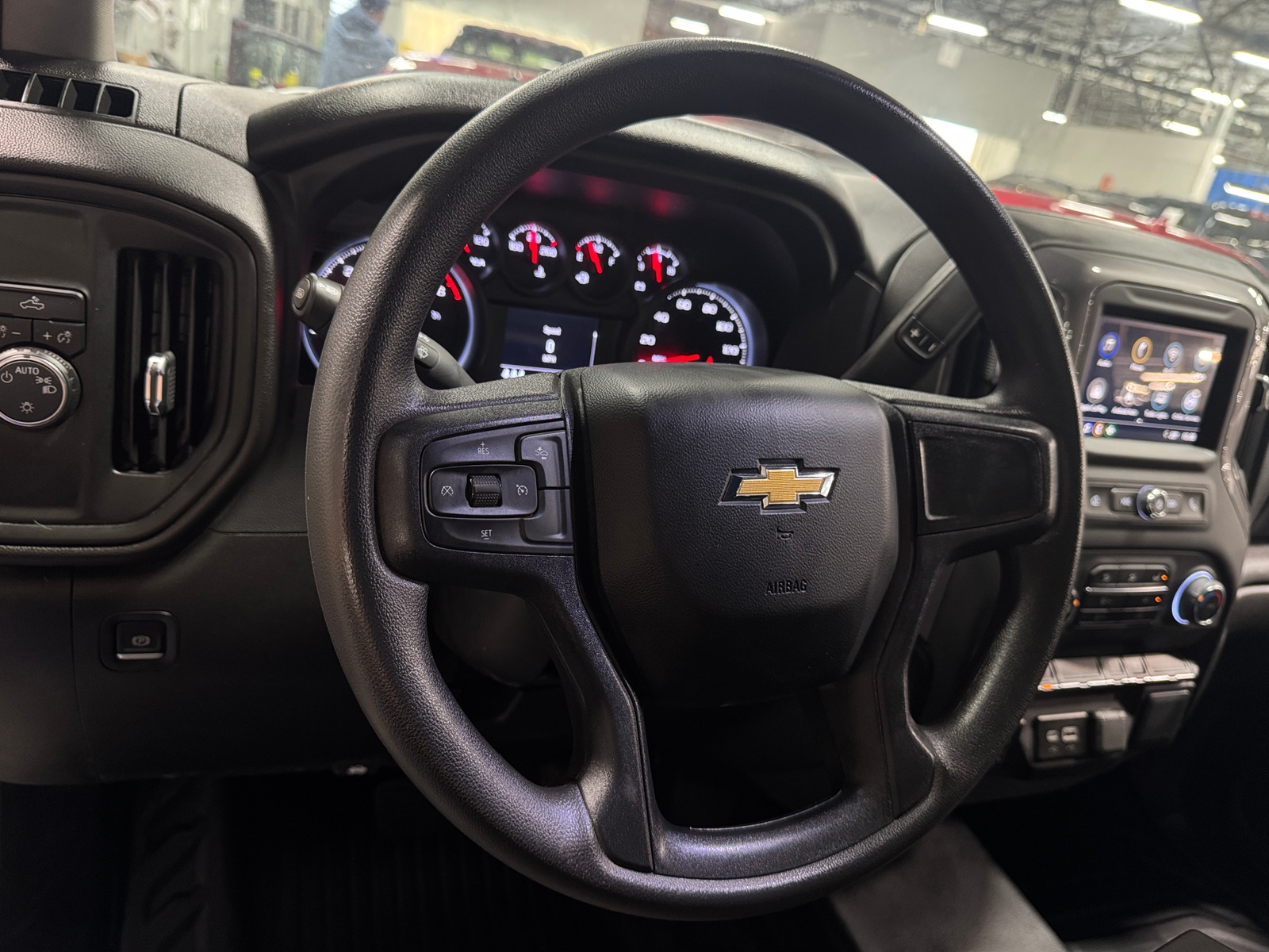 Thumbnail: 2025 Chevrolet Silverado 1500 - 5