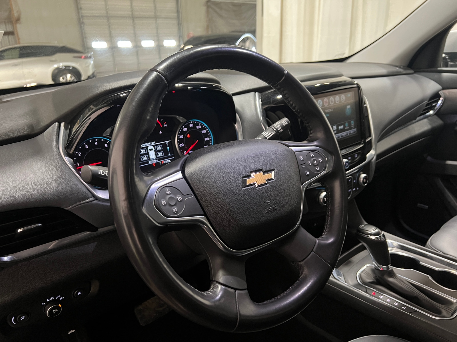 Thumbnail: 2018 Chevrolet Traverse - 4