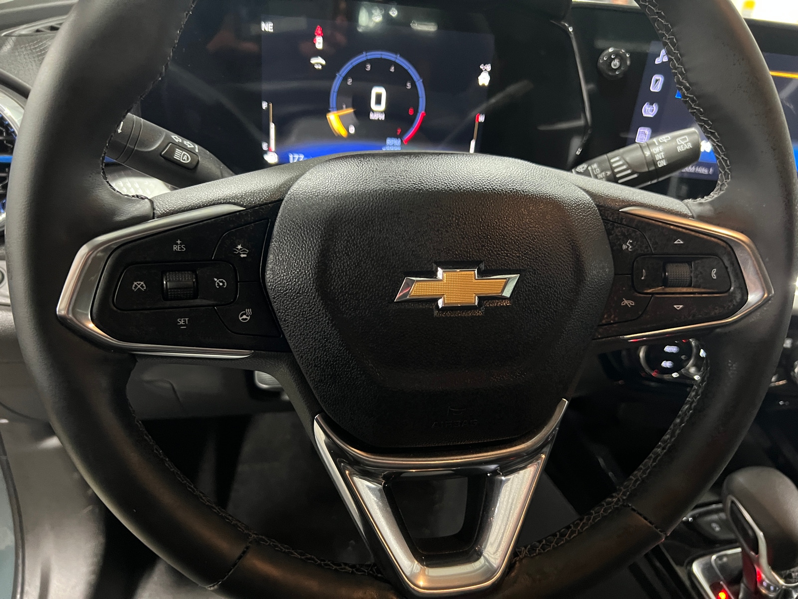 Thumbnail: 2025 Chevrolet Trax - 5