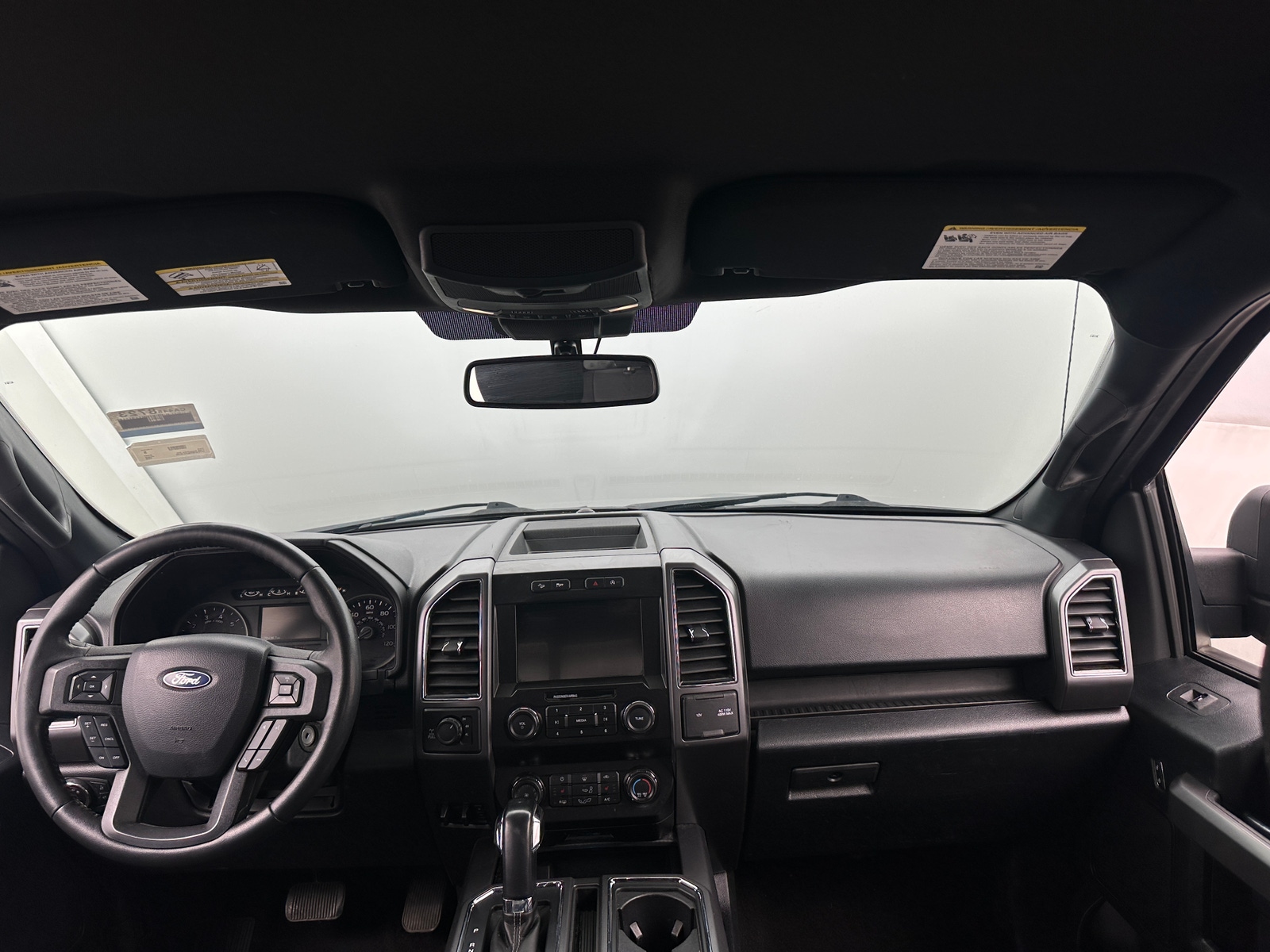 Thumbnail: 2020 Ford Econoline - 3