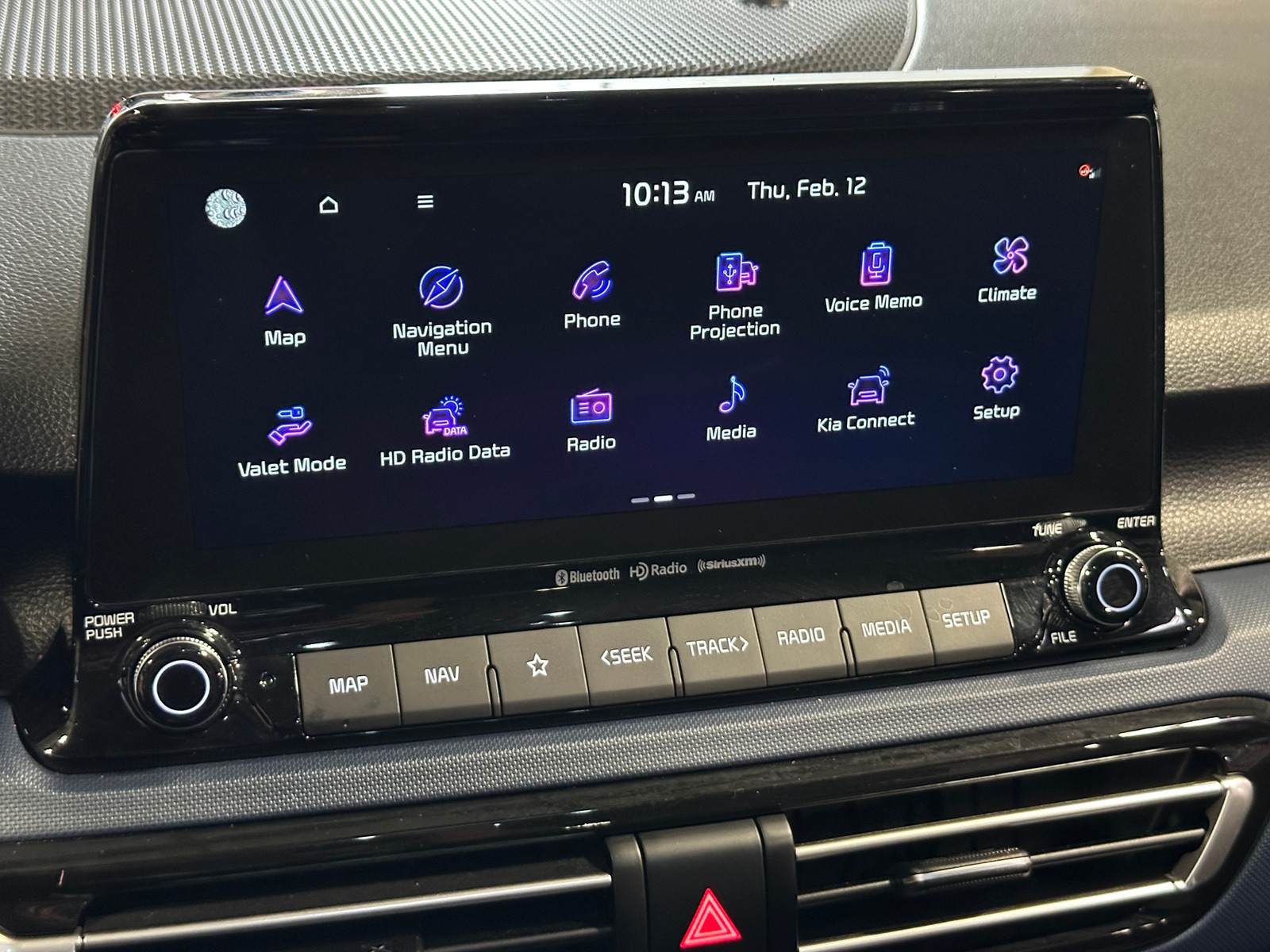 Thumbnail: 2023 Kia Seltos - 4