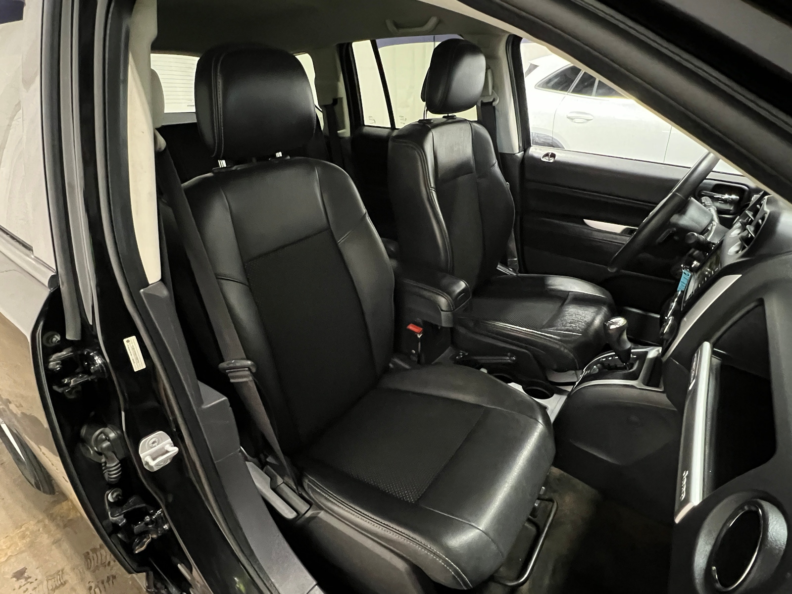 Thumbnail: 2014 Jeep Compass - 2