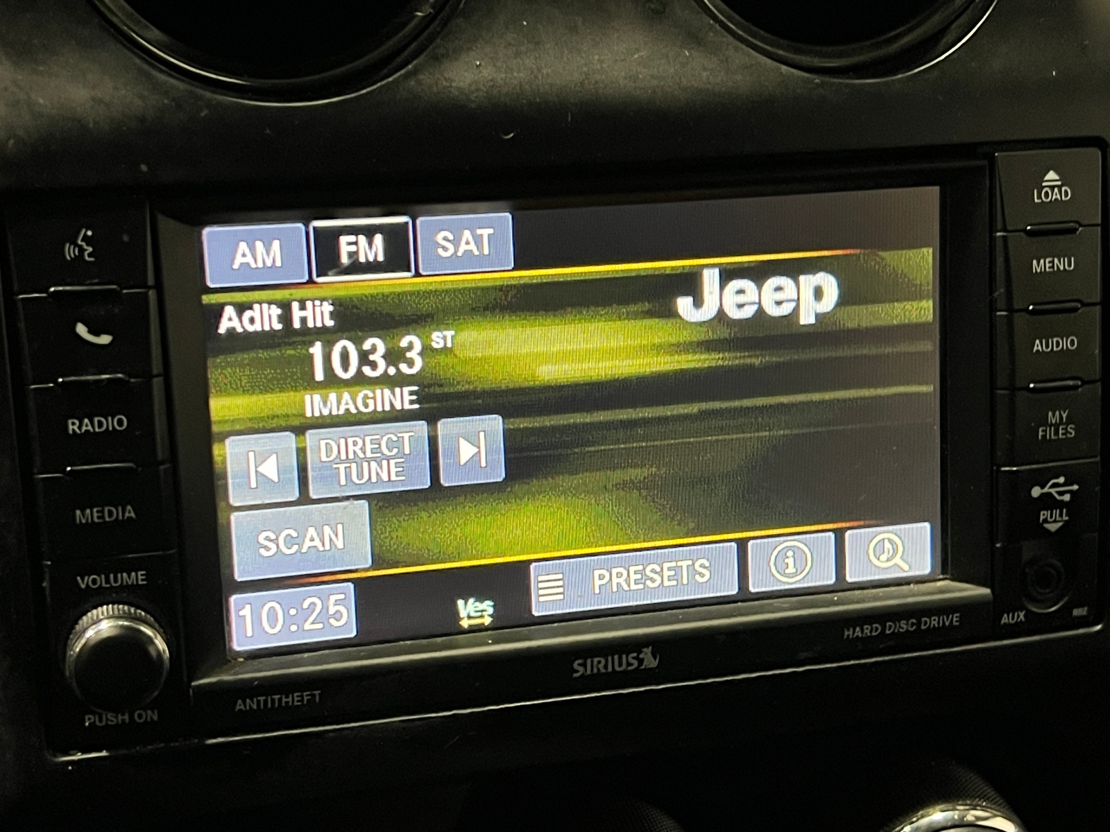 Thumbnail: 2014 Jeep Compass - 4