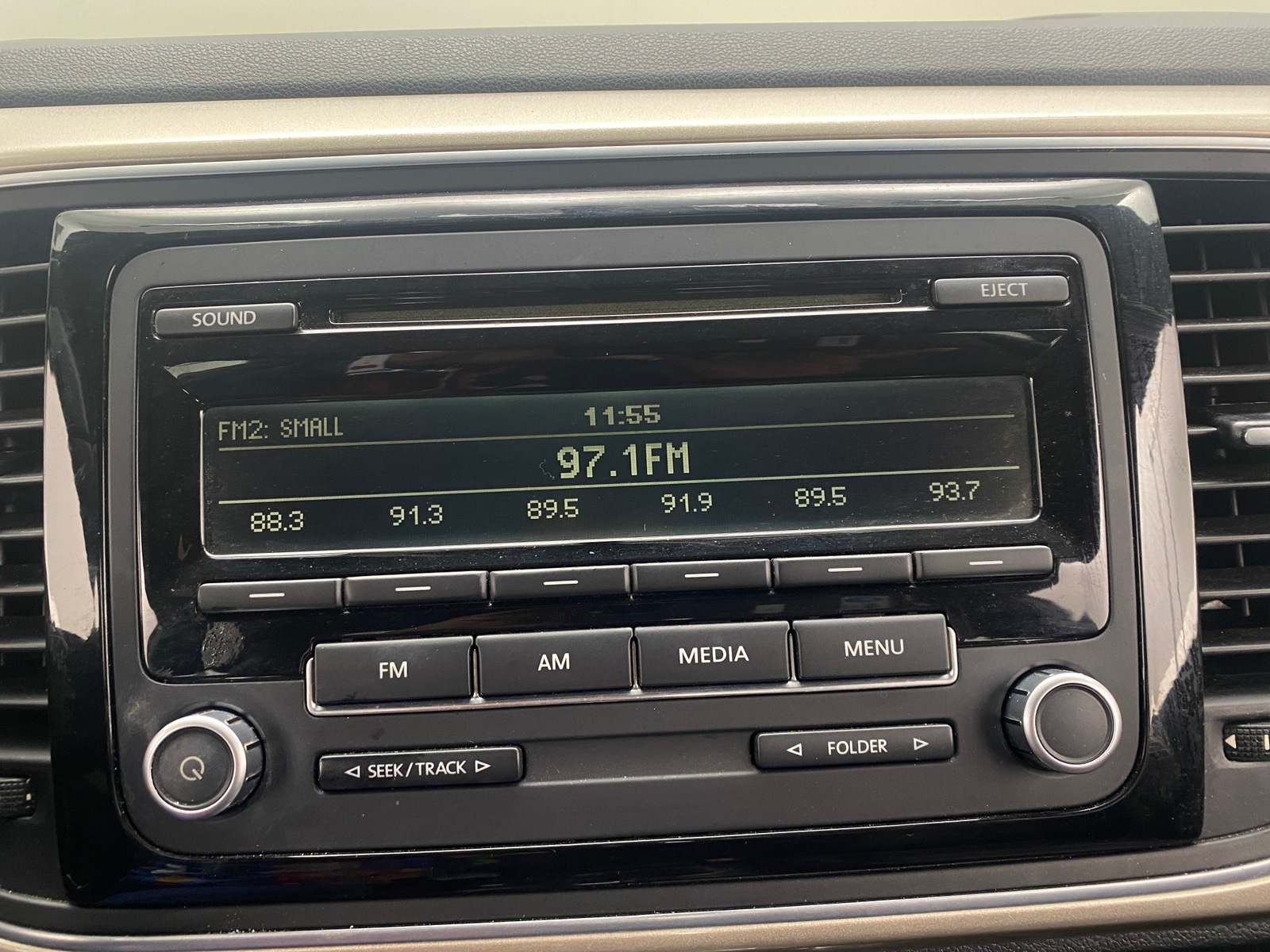 Thumbnail: 2014 Volkswagen Beetle - 3